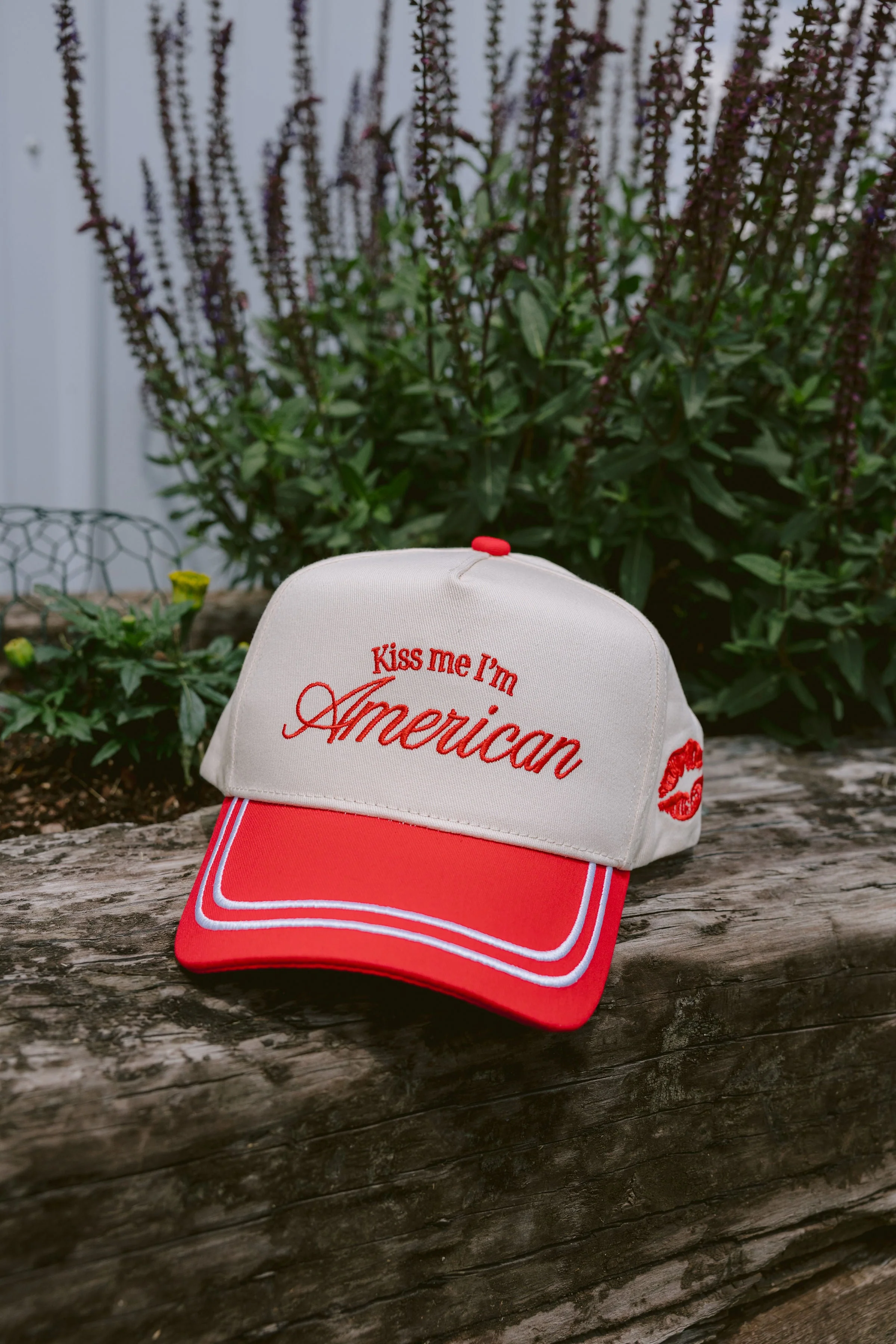 Kiss me I'm American - Red Vintage Trucker Hat - Image 2