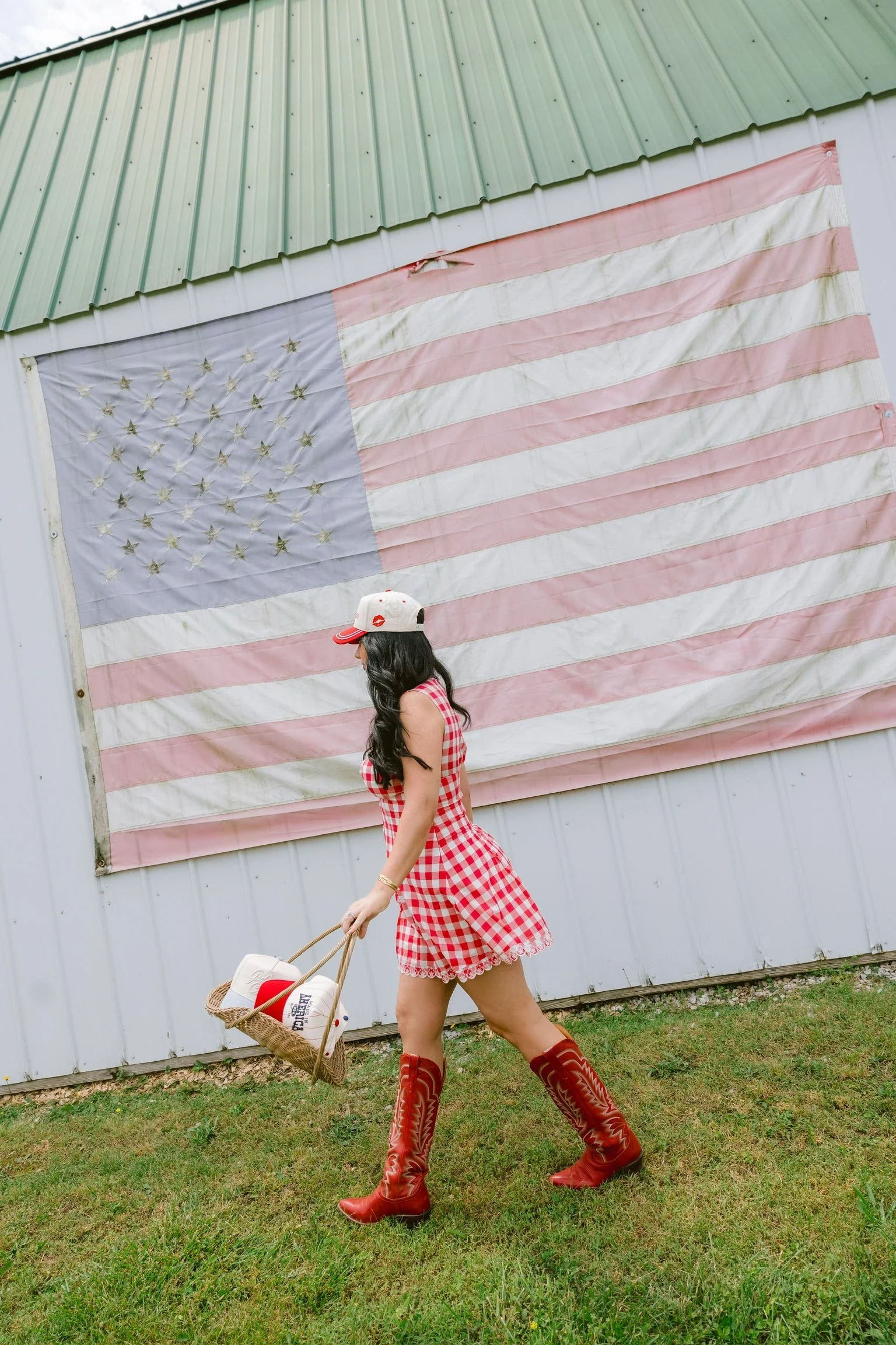 Kiss me I'm American - Red Vintage Trucker Hat - Image 4