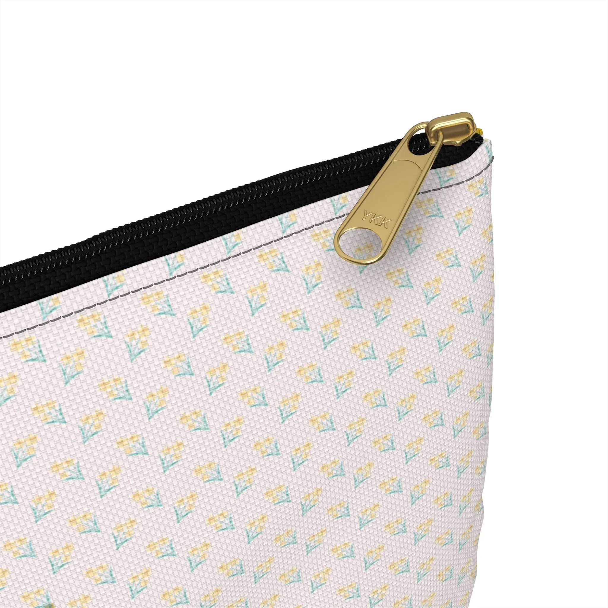 Kittens in Teacup: Pouch with Zipper - Image 6