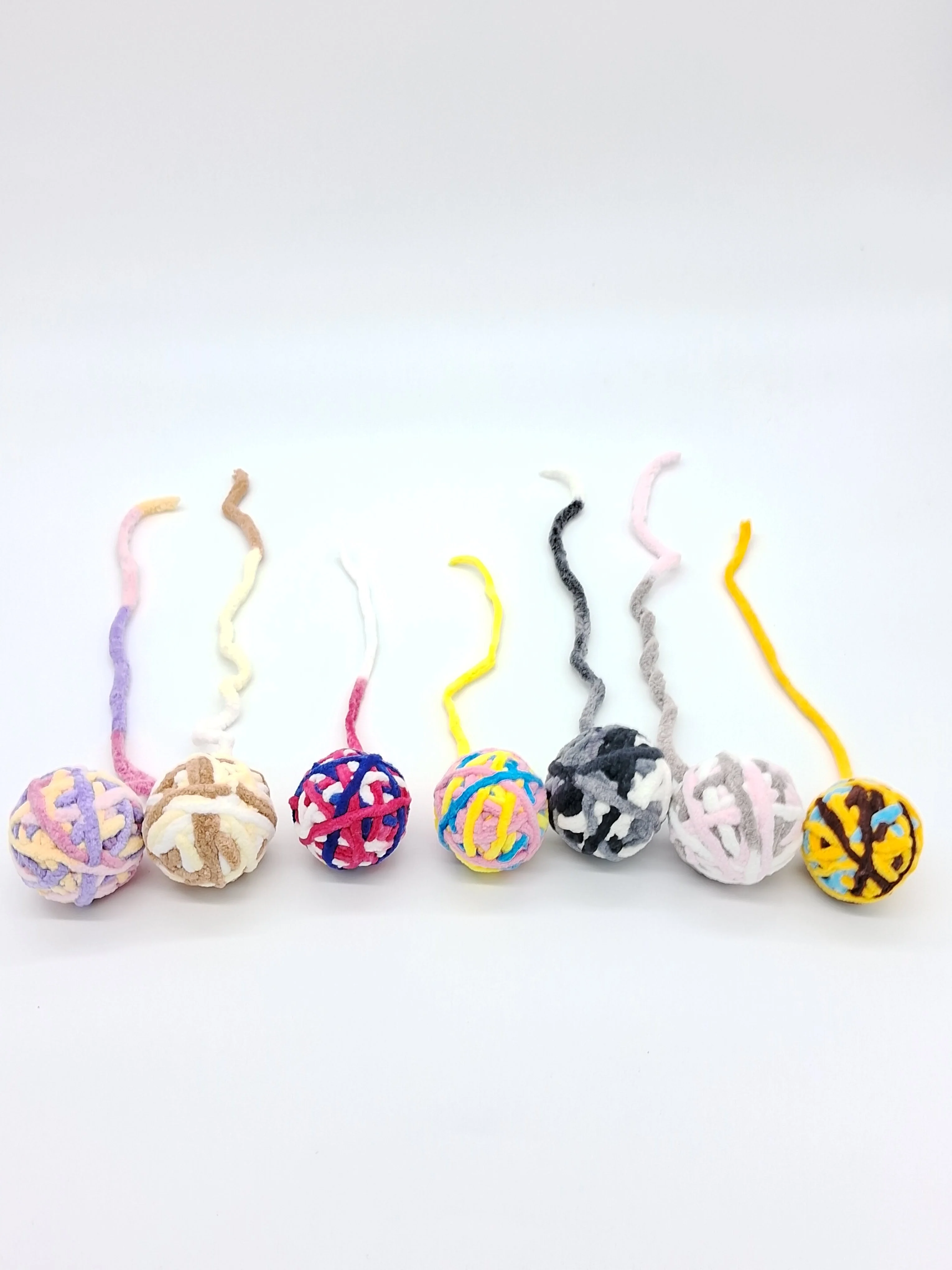 Kitty Cat Yarn Ball (SMALL) - Image 2
