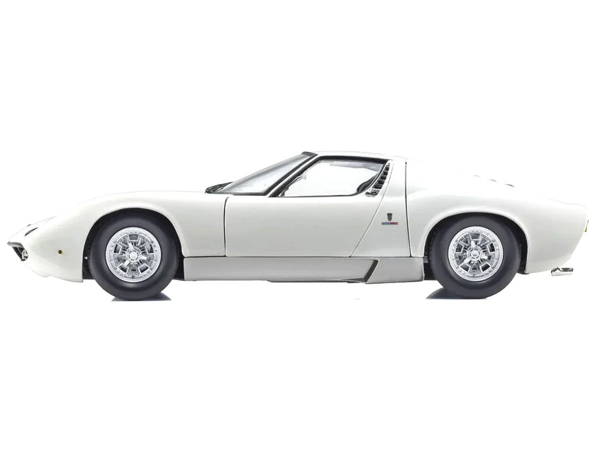 Lamborghini Miura P 400 White 1/18 Diecast Model Car by Kyosho