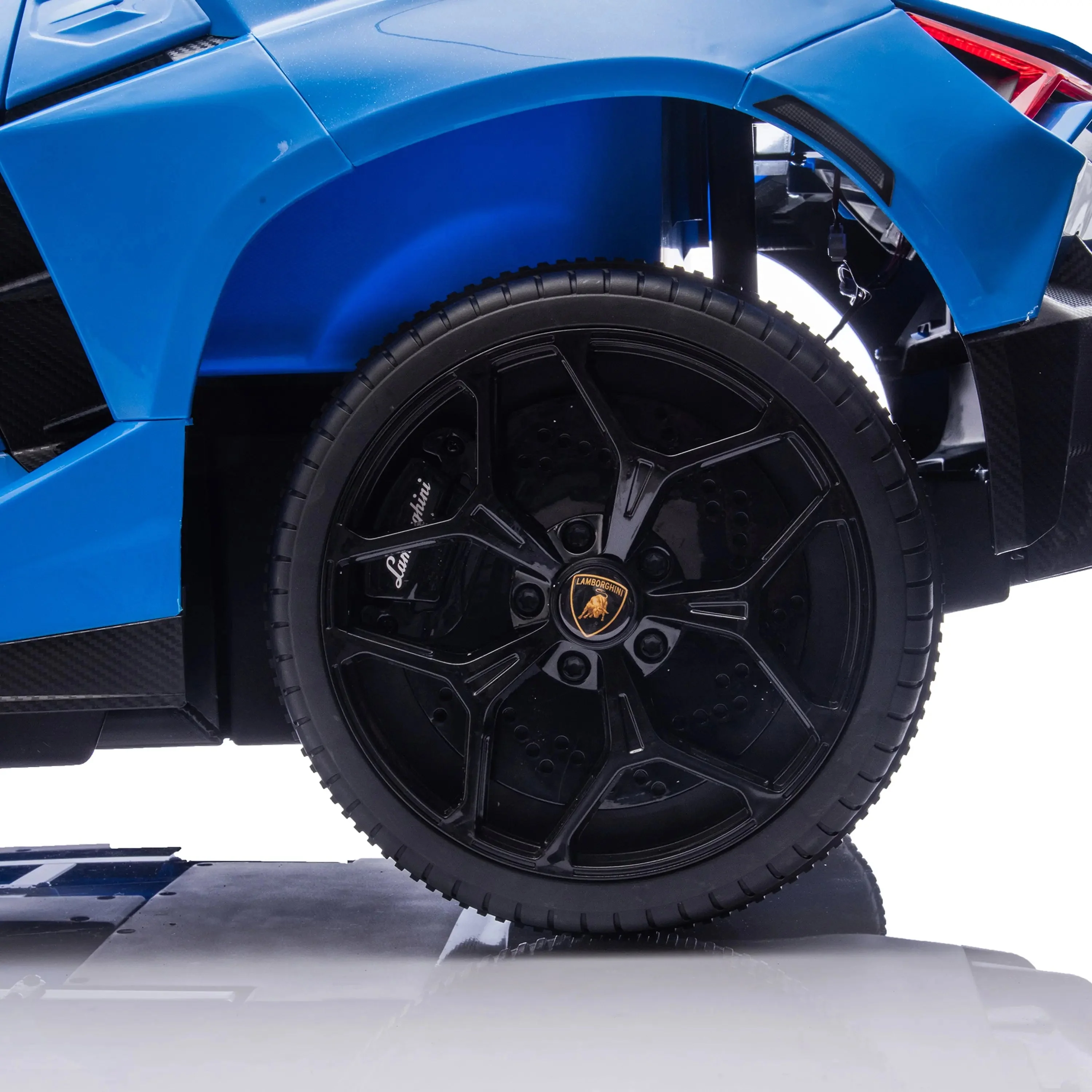 Lamborghini Revuelto 24V Ride-on - Image 16