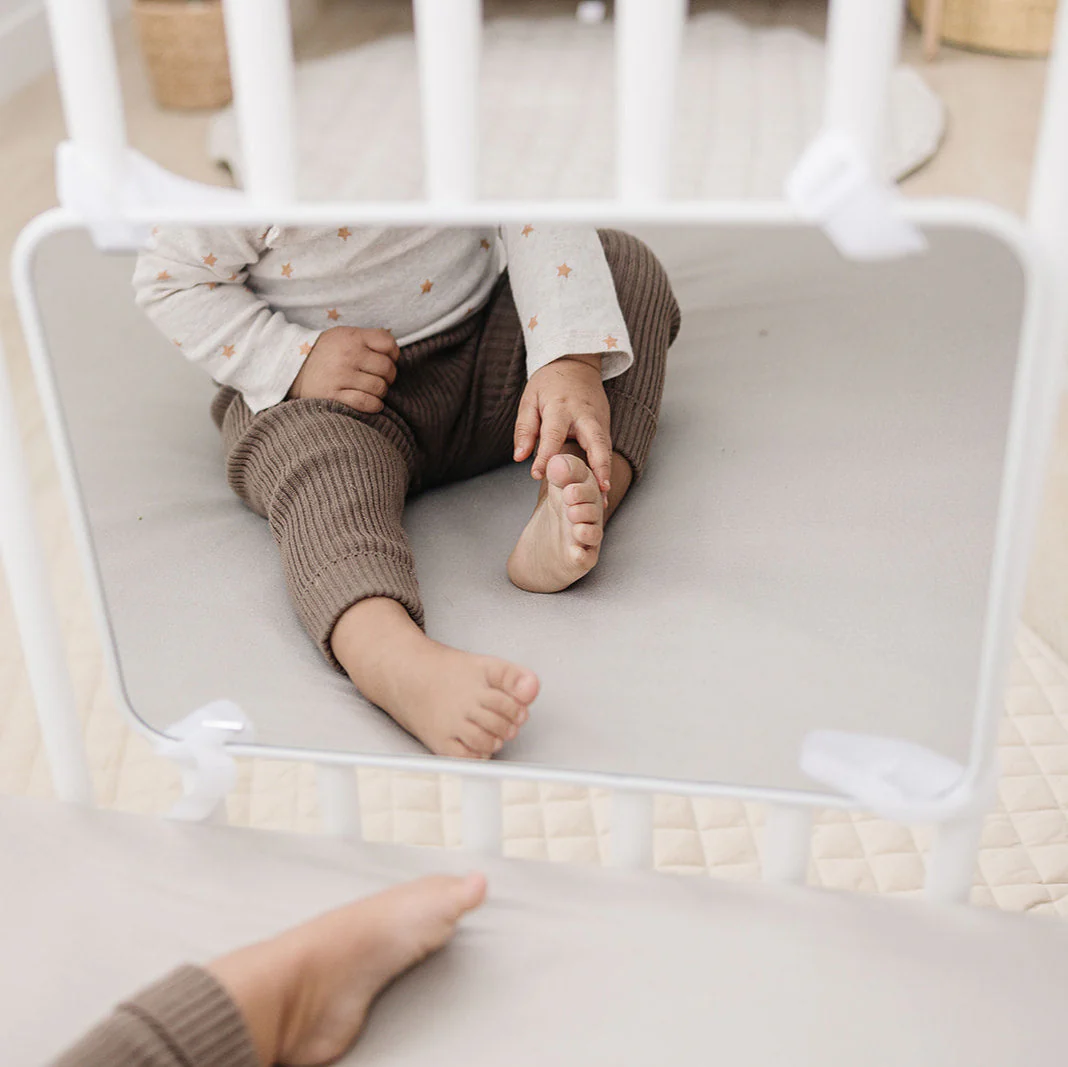 Large, Double-Sided Baby Mirror with High Contrast Images - Image 8