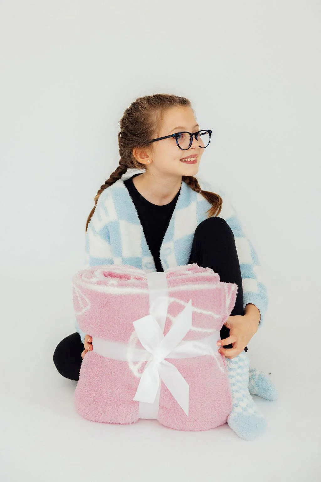 Light Pink Cowgirl Cozy Blanket - Image 4