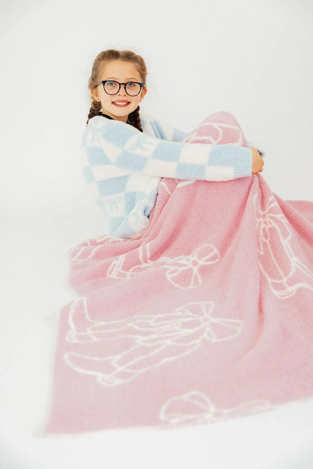 Light Pink Cowgirl Cozy Blanket - Image 5
