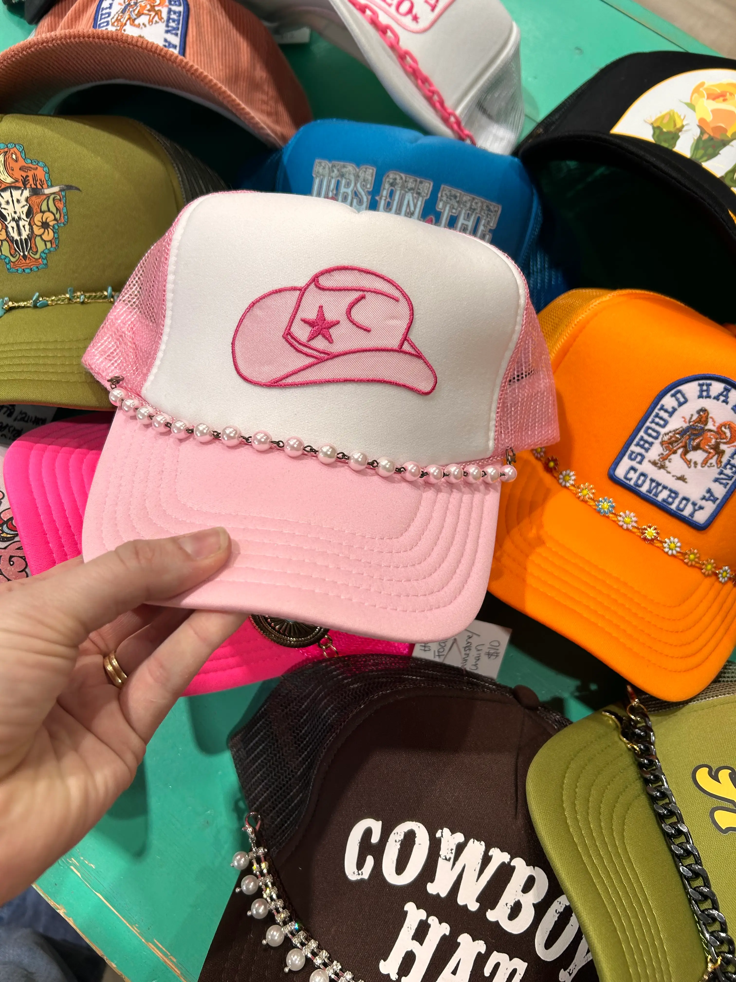 Light Pink Pearl Trucker Hat Chain - Image 2