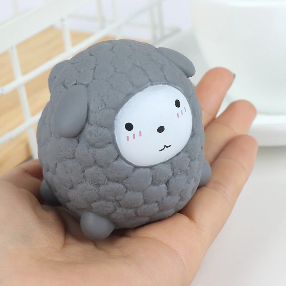 Little sheep decompression toy - Image 7