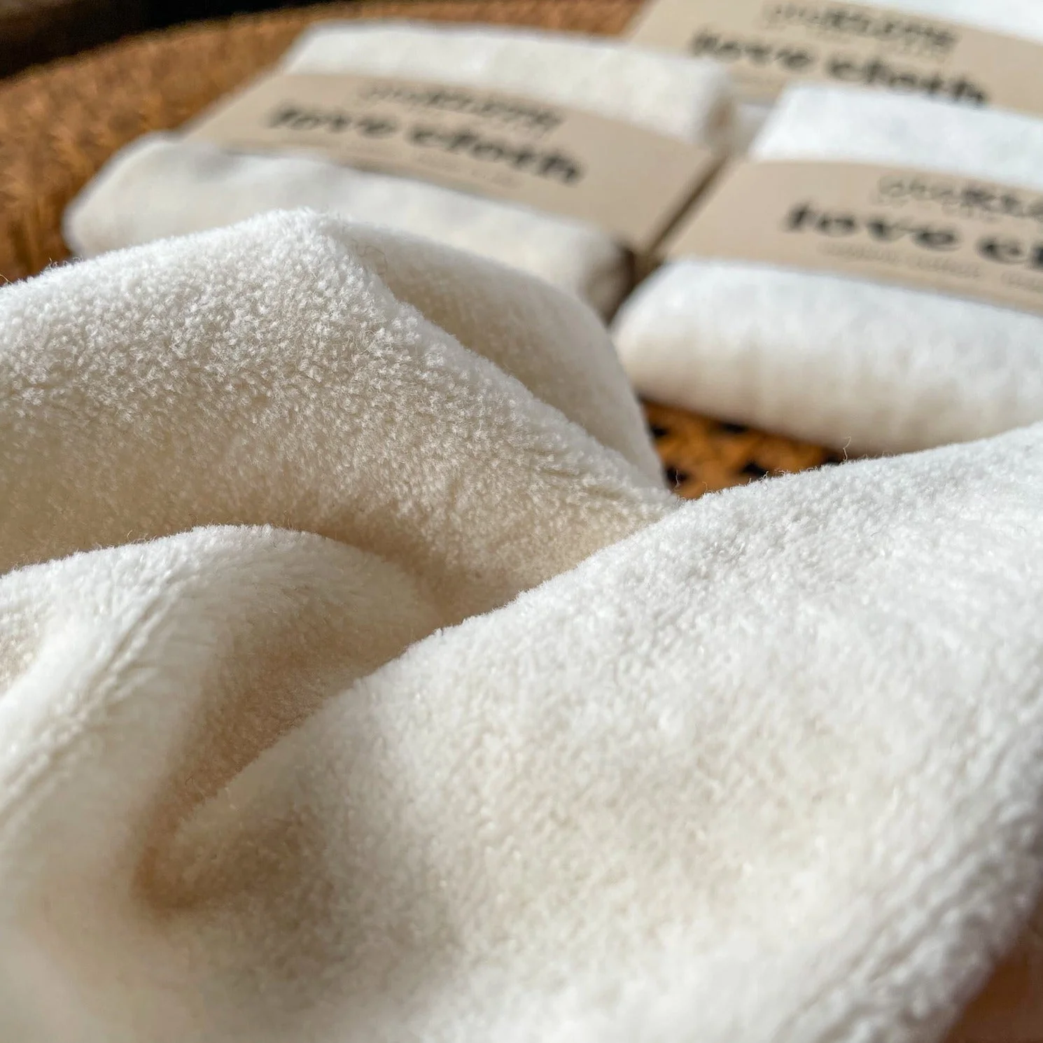 Love Cloth - Image 4