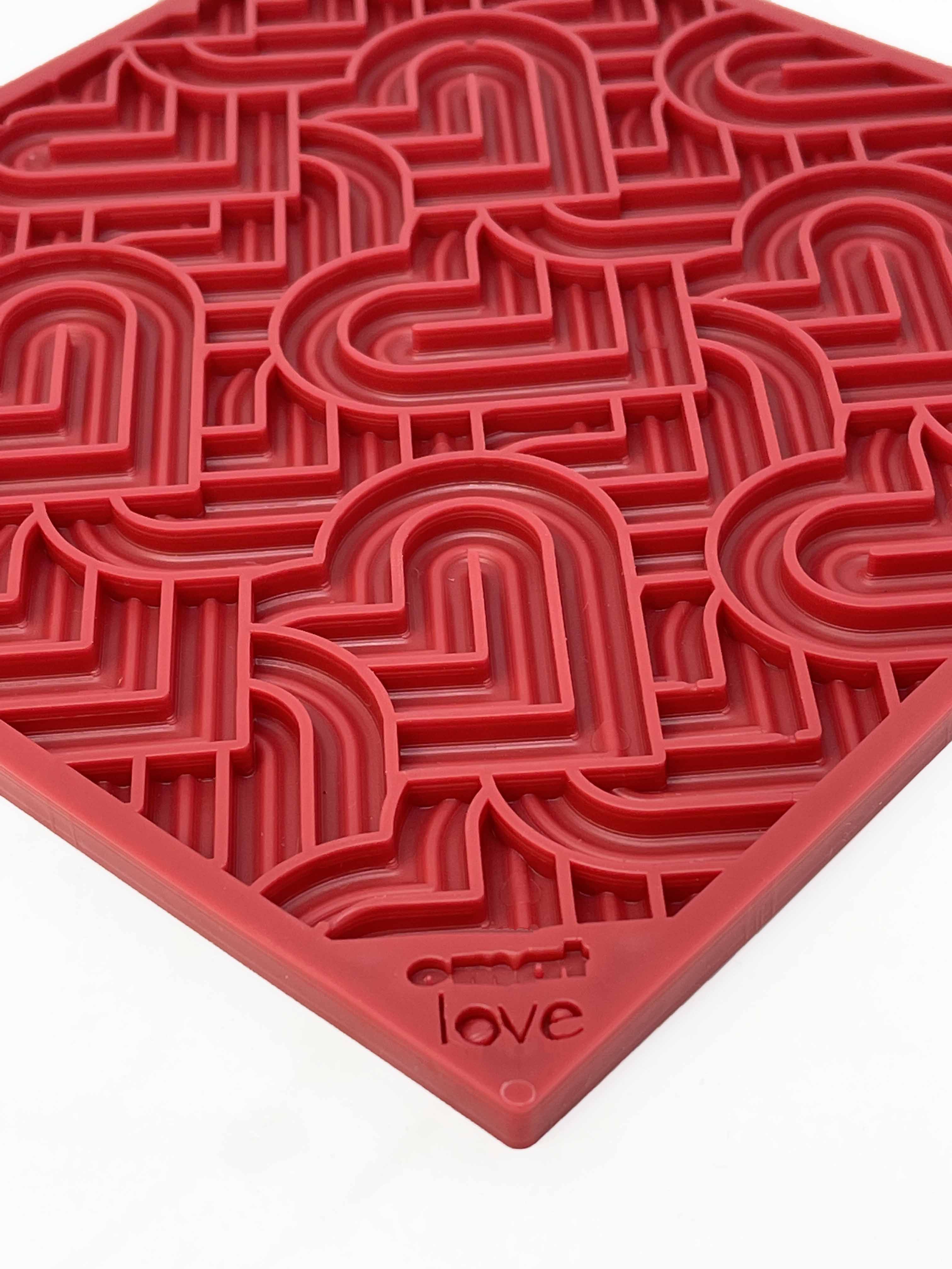 Love eMat - Enrichment Lick Mat for Dogs and Cats| Heart Design | SodaPup - Image 11
