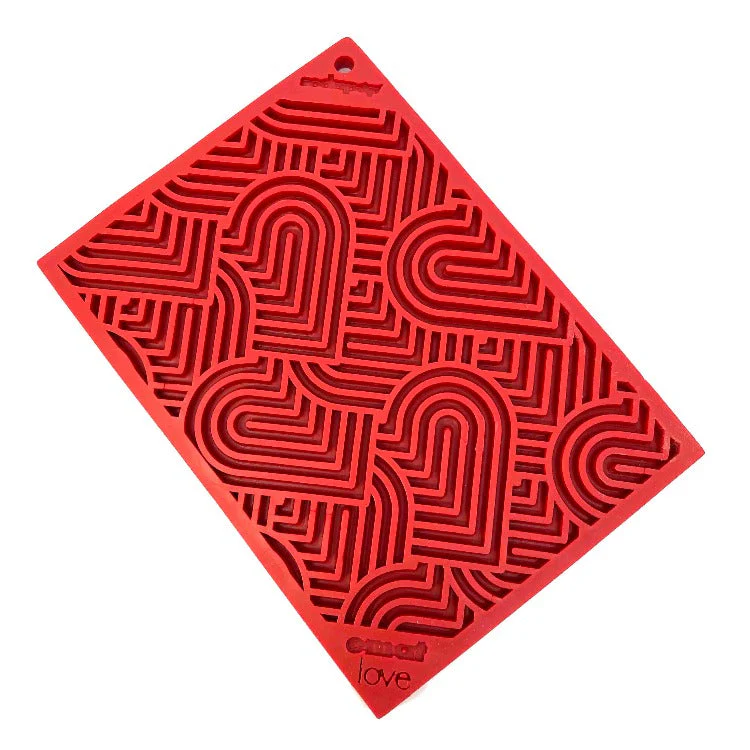 Love eMat - Enrichment Lick Mat for Dogs and Cats| Heart Design | SodaPup - Image 9