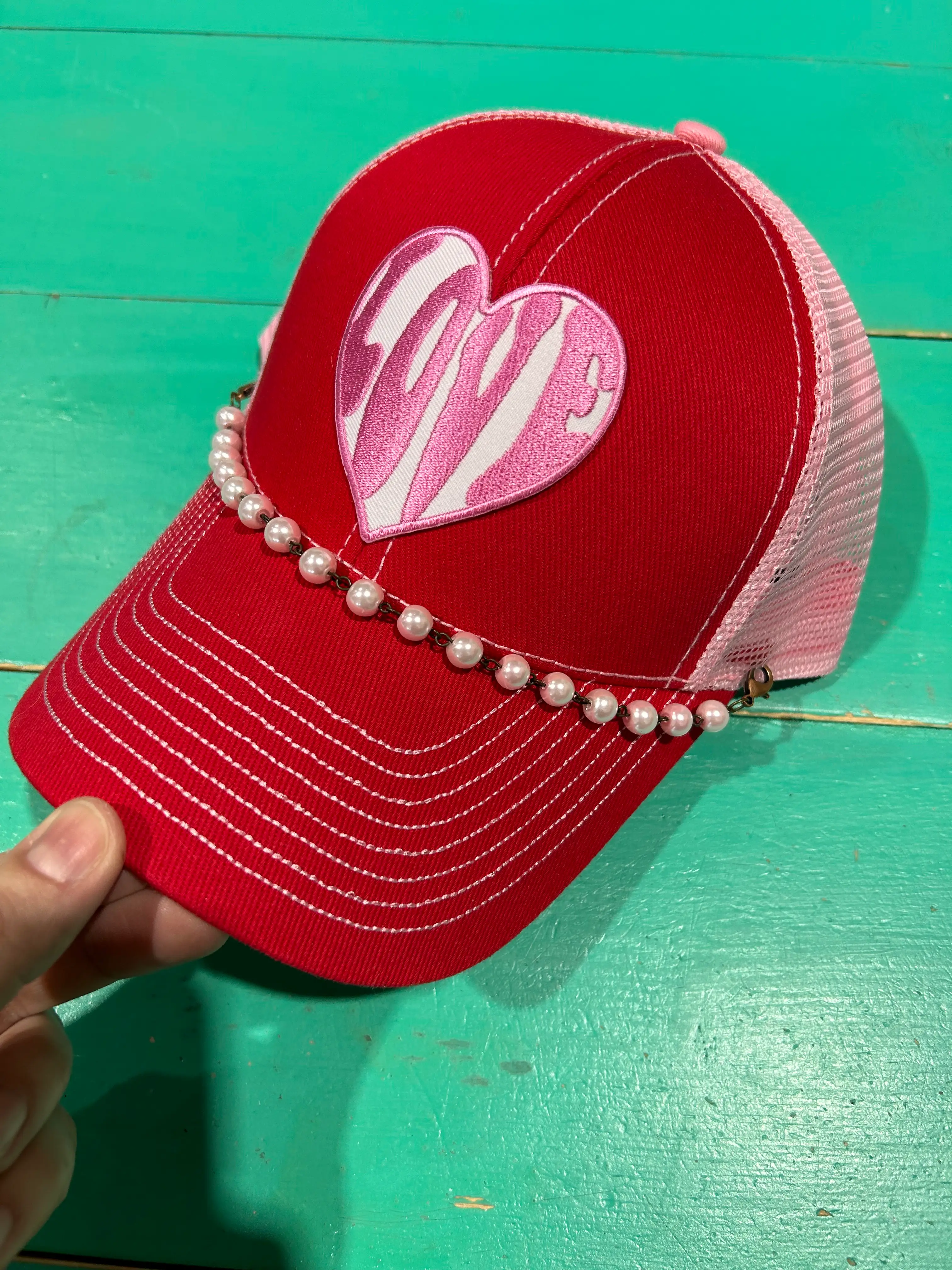 Love Heart Trucker - Image 4