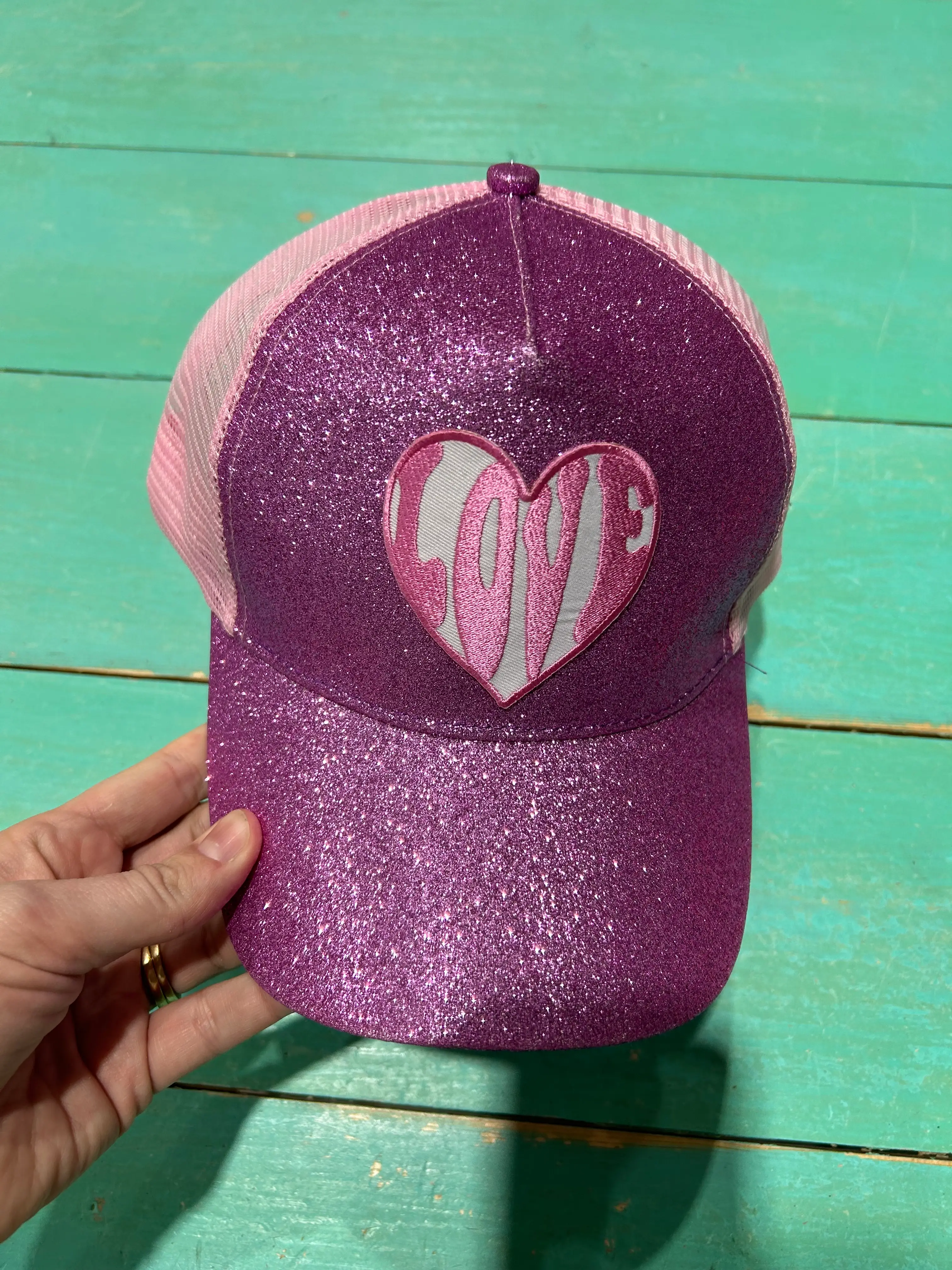Love Heart Trucker - Image 5