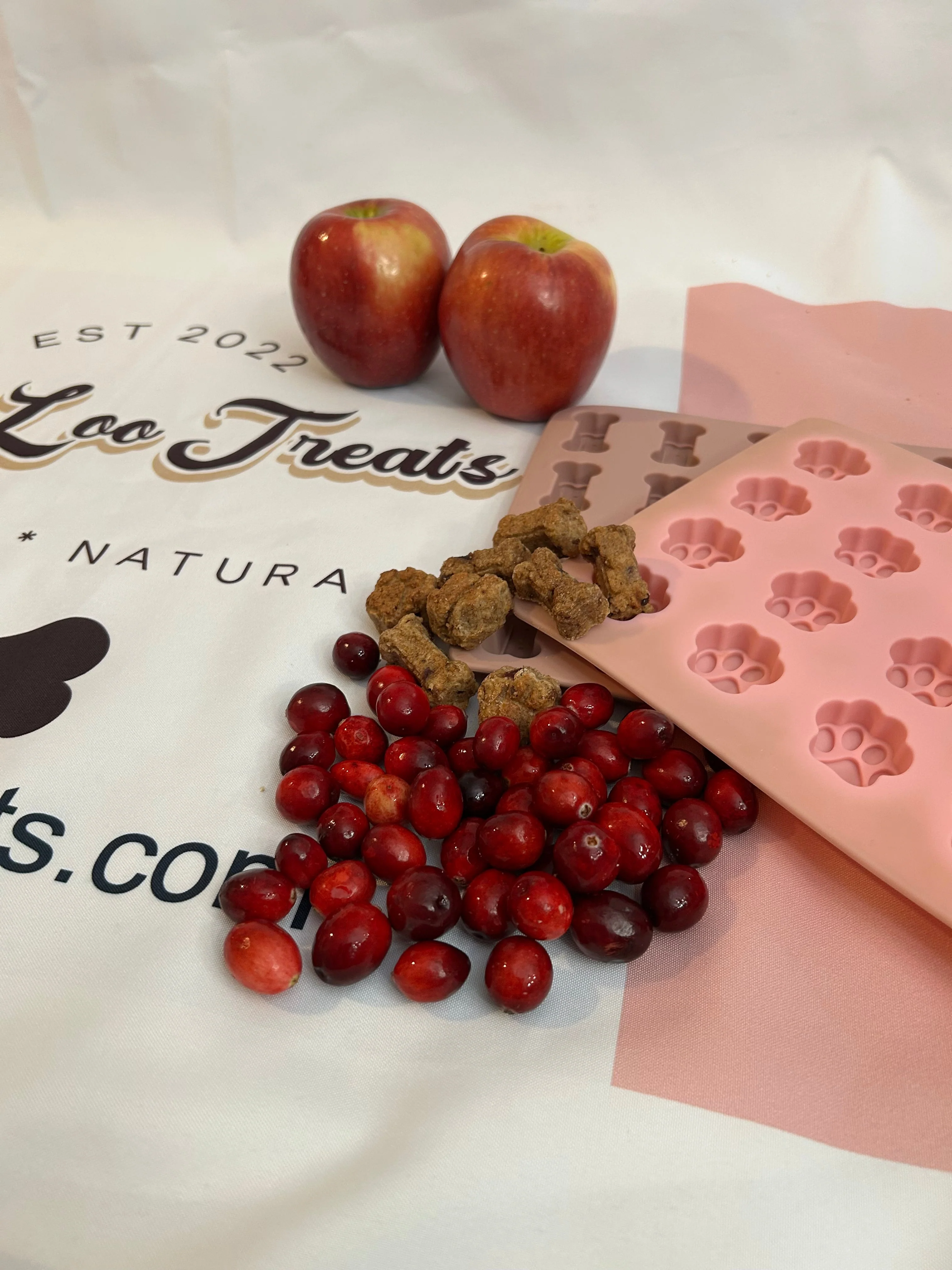 Lucy Loo Treats - Apple & Cranberry - (5 oz. Bag) - Image 2