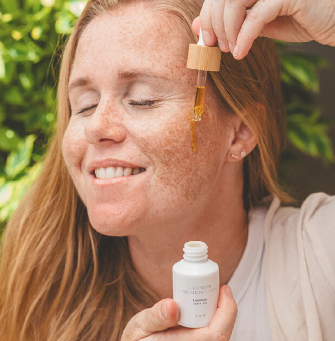 Luminous Berry Oil (1 oz) - Image 3