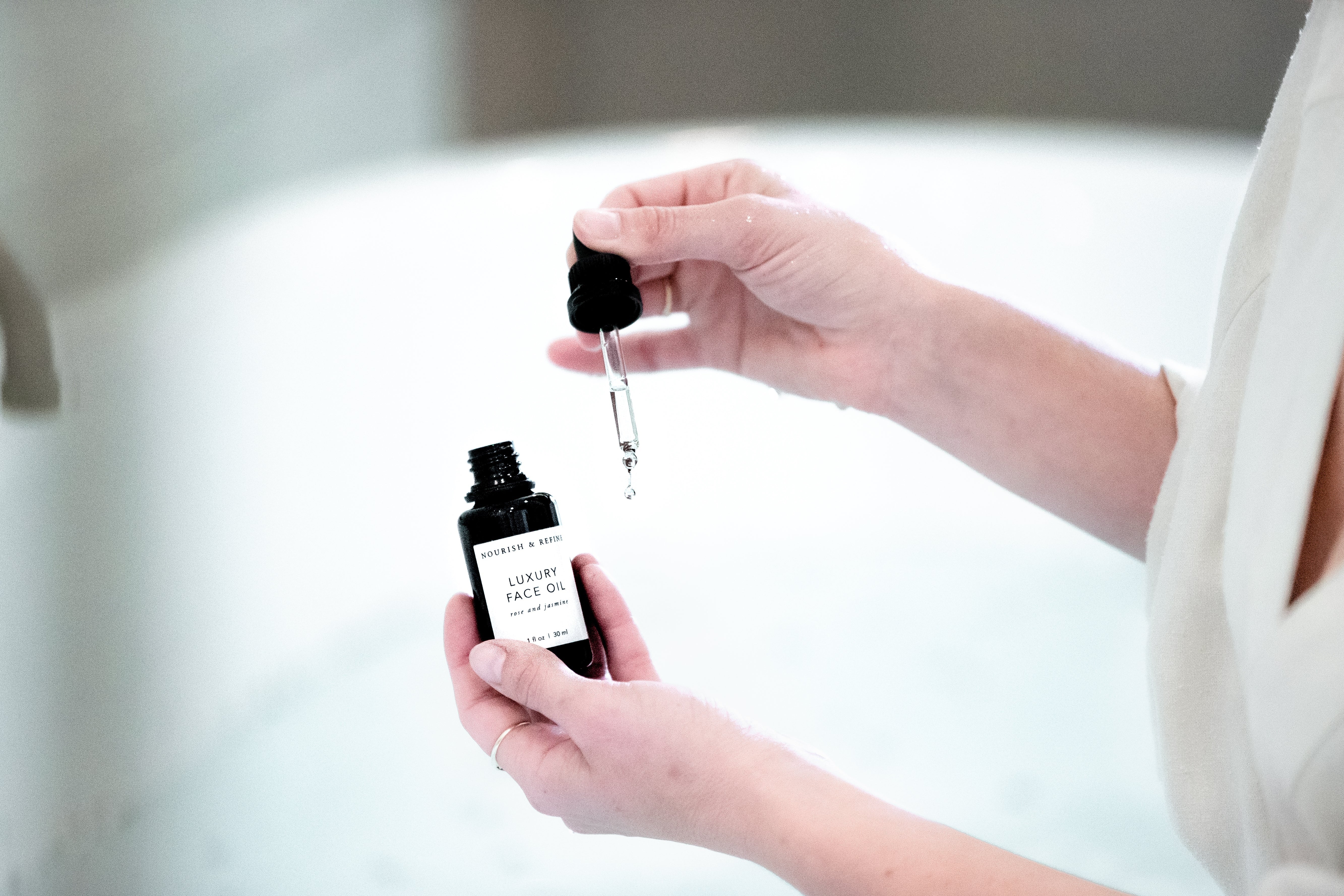 Luxury Face Oil - Image 2
