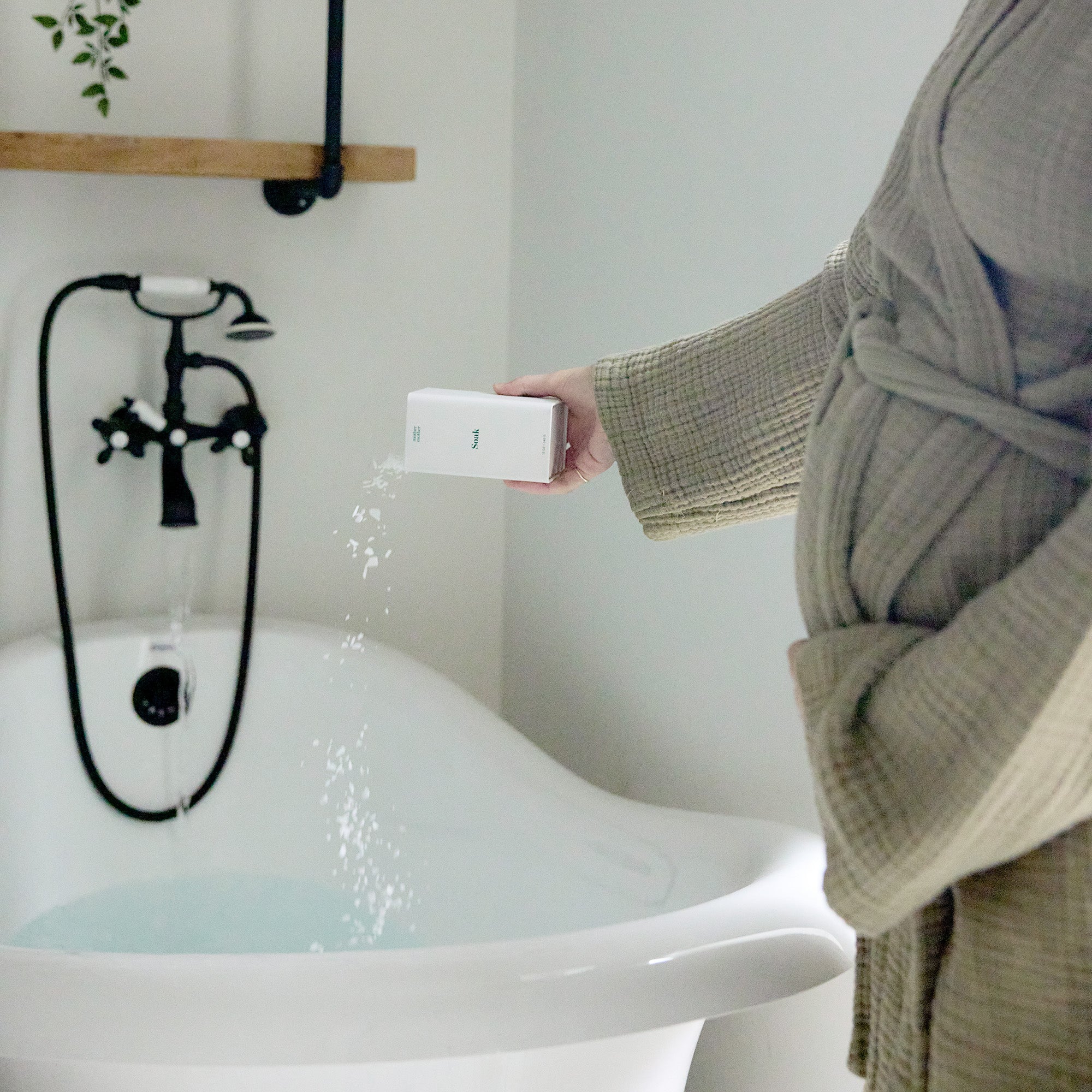 Magnesium Soak - Image 3