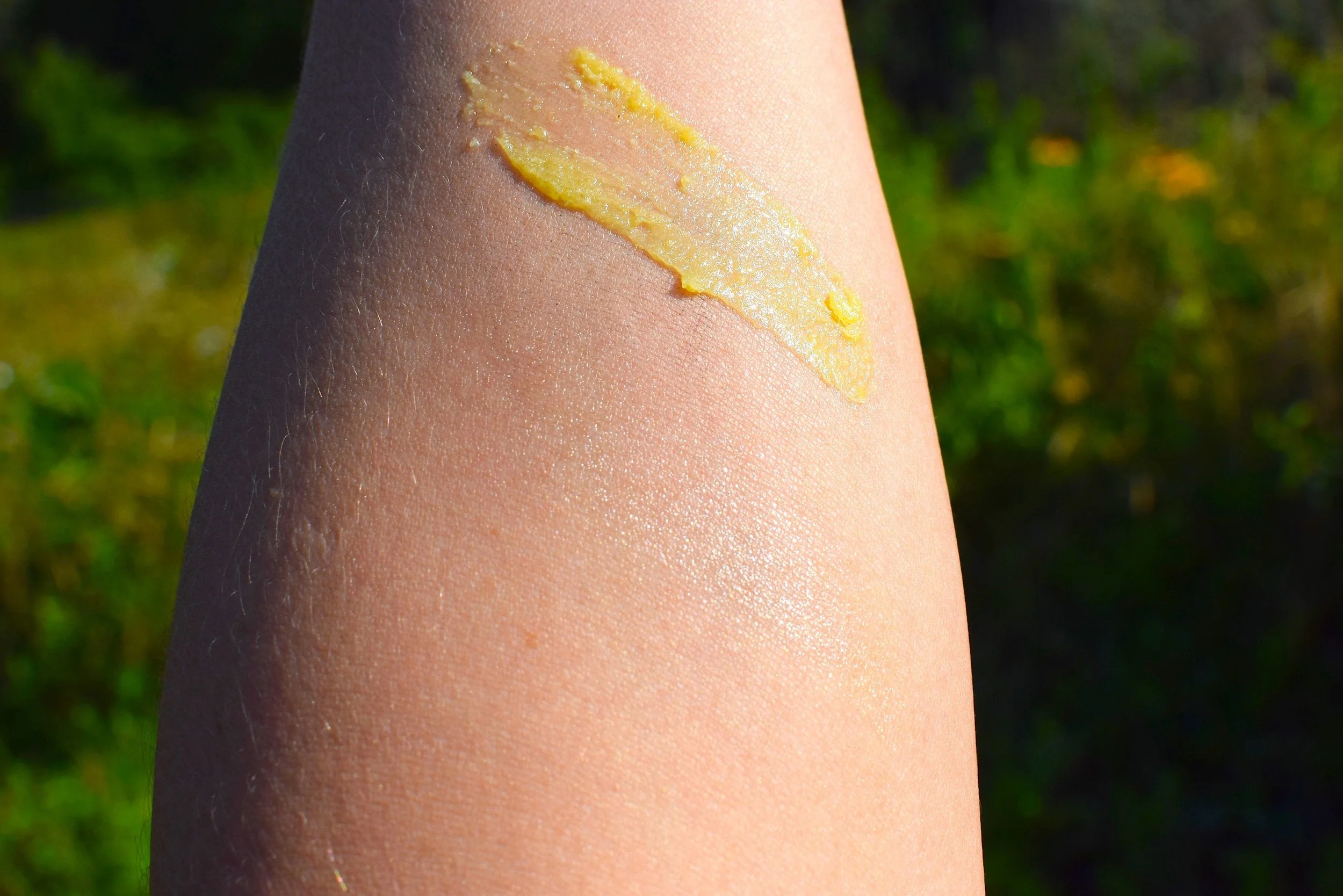 Makeup Primer // UNIVERSE-all Face + Body Balm - Image 4