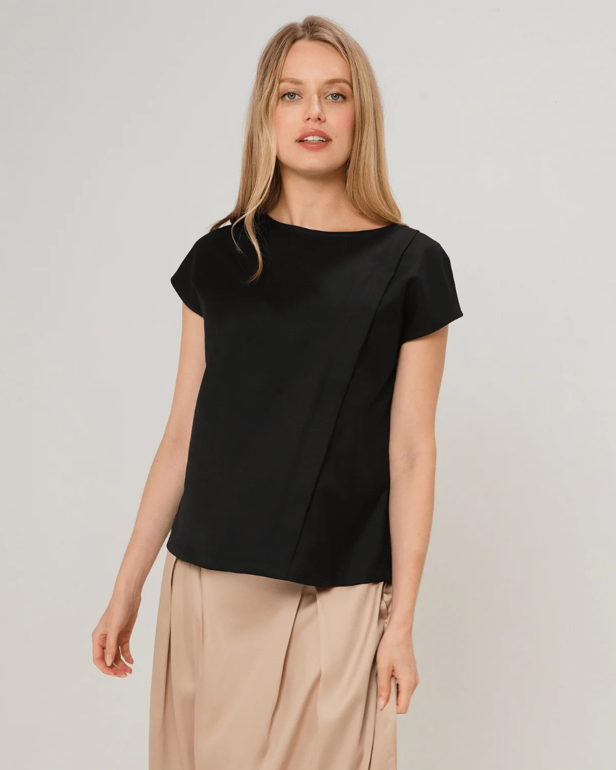 Maternity Shell Top w/ Hidden Nursing Zip in All-Season Wool - Image 6
