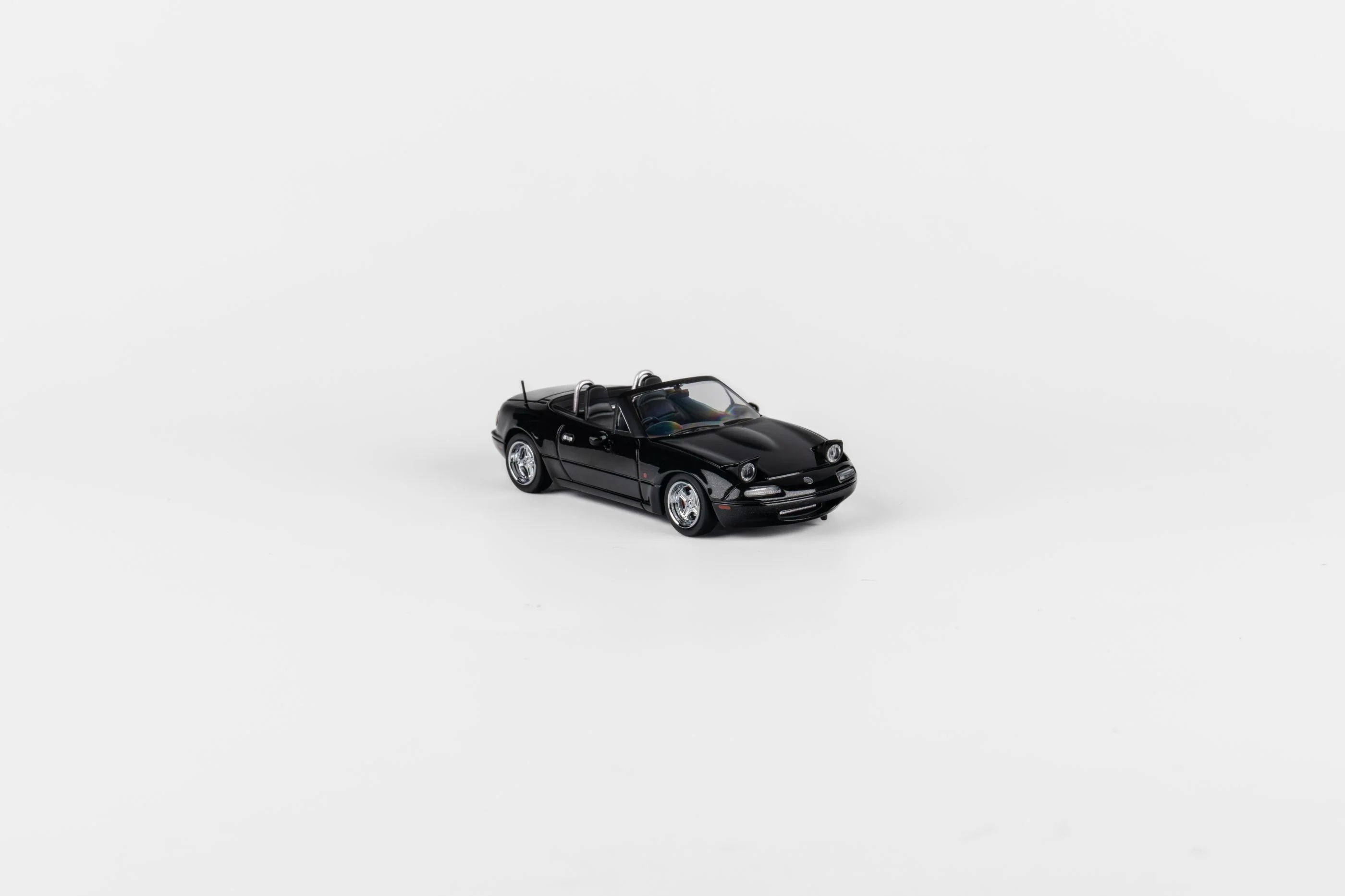 Mazda Miata Micro Turbo Eunos Roadster - Metallic Black - Image 2