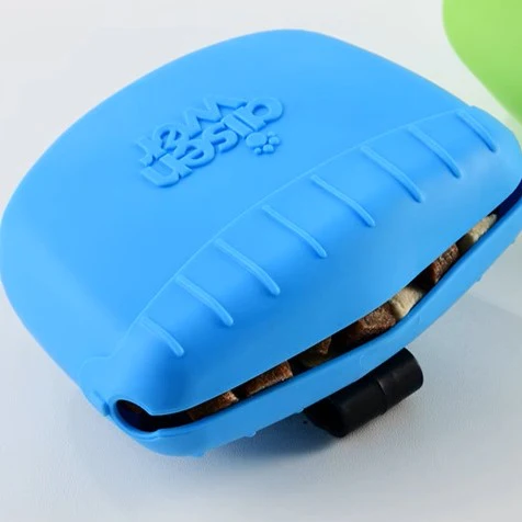 Milou & Lumi Portable Pet Training Treat Pouch - Image 4