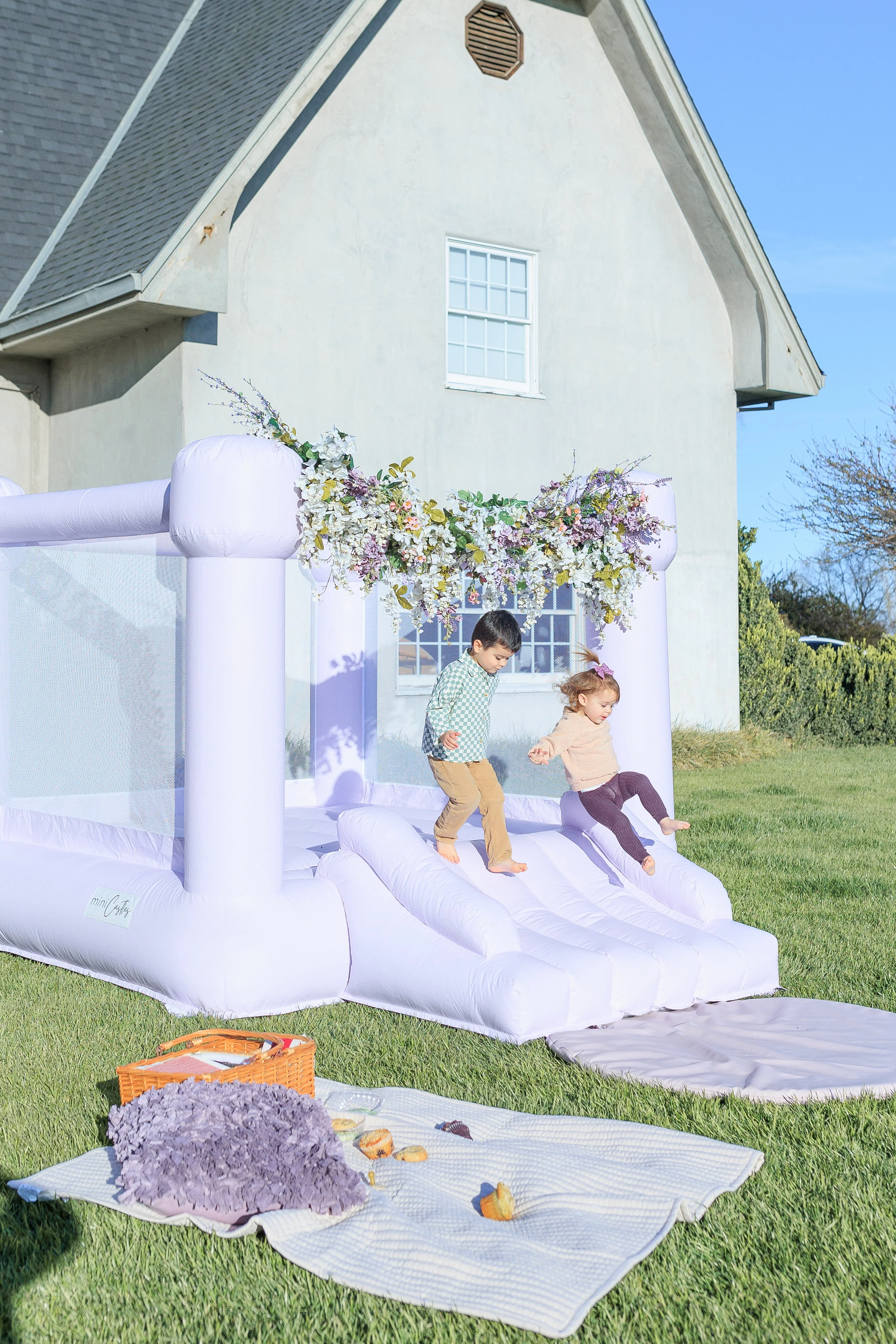 Mini Lila - Pastel Purple Bounce House - Image 3