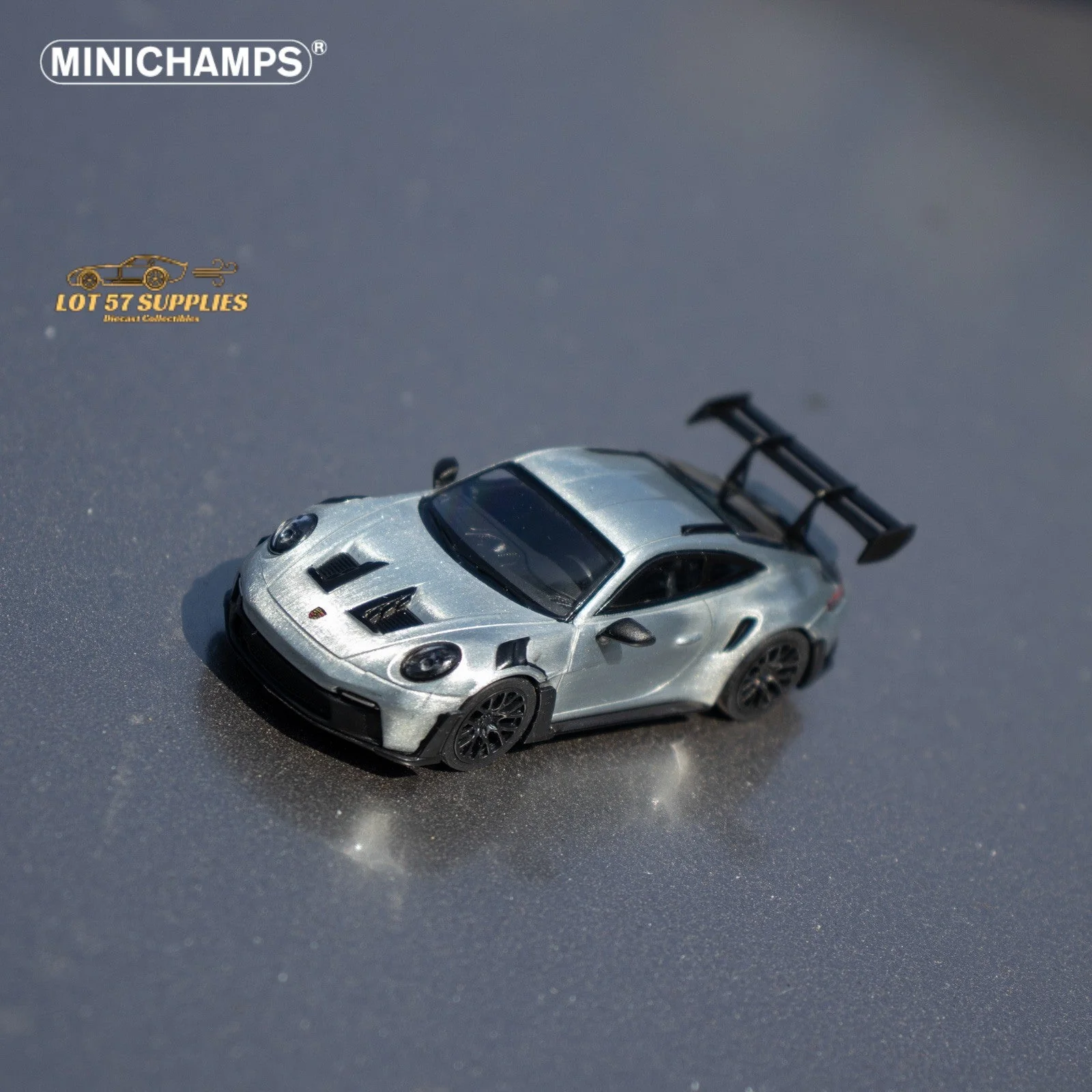 Minichamps Porsche 911 GT3 RS Raw Silver 1:64 - Image 9