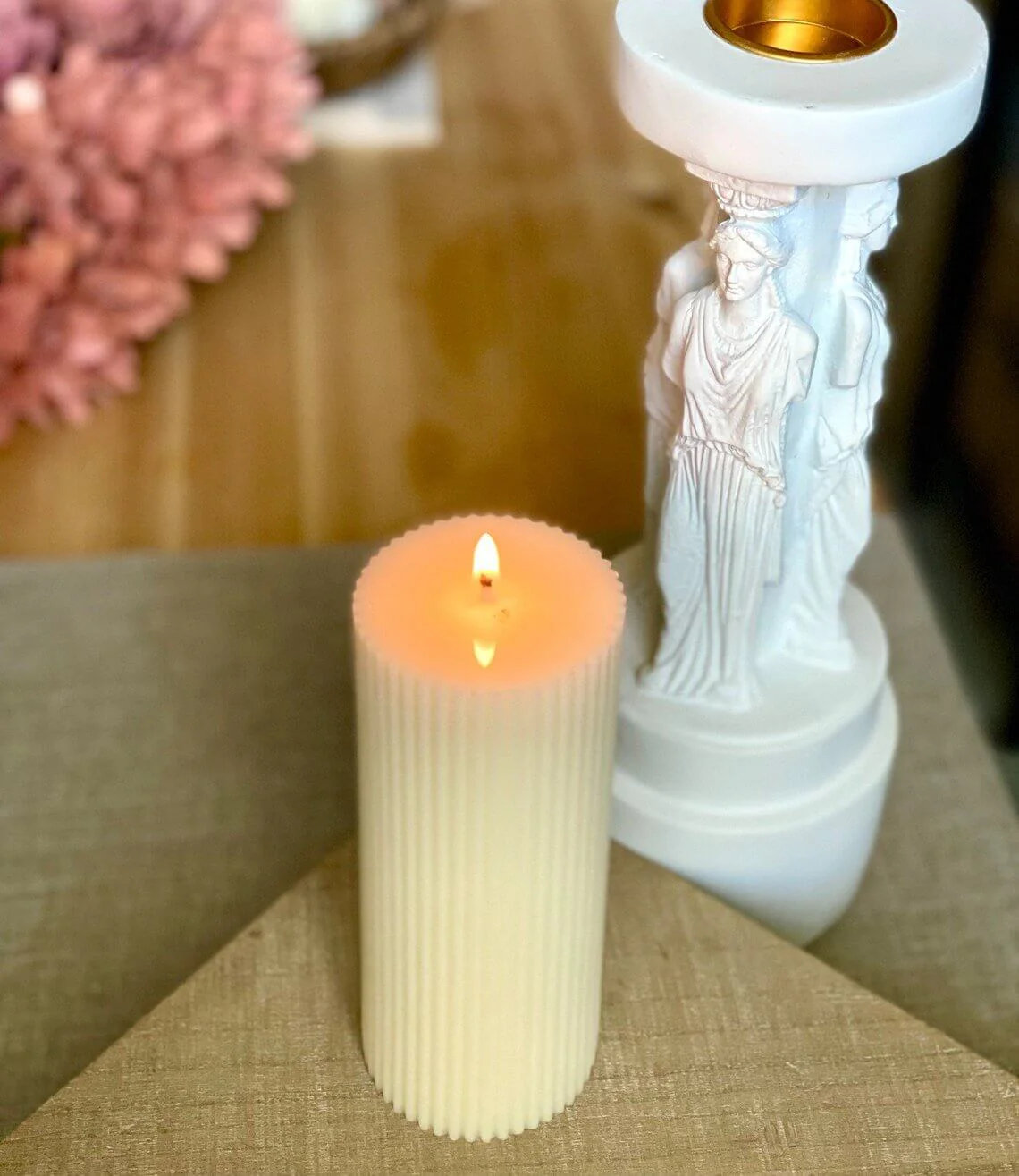 Minimalist Ribbed Candles for Effortless Home Decor - Image 4