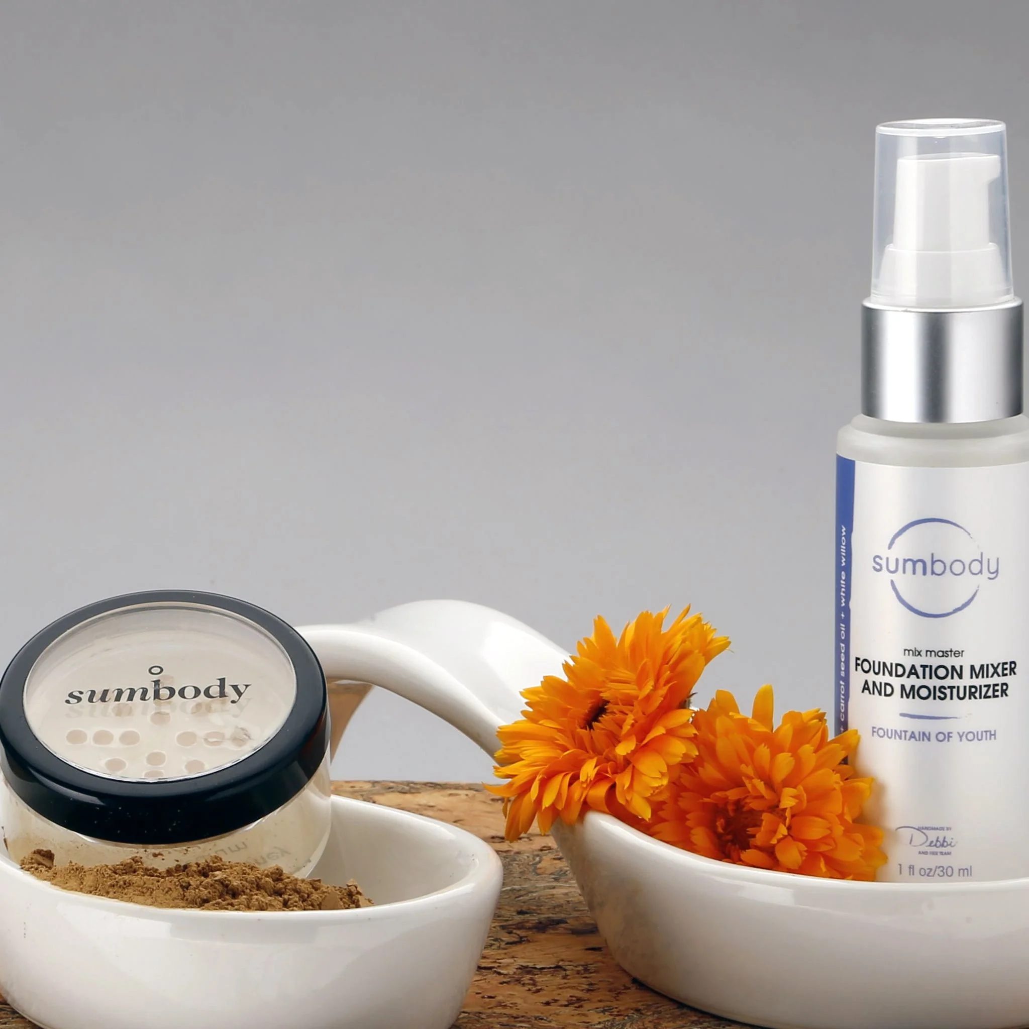 Mix Master Foundation Mixer and Moisturizer - Image 2