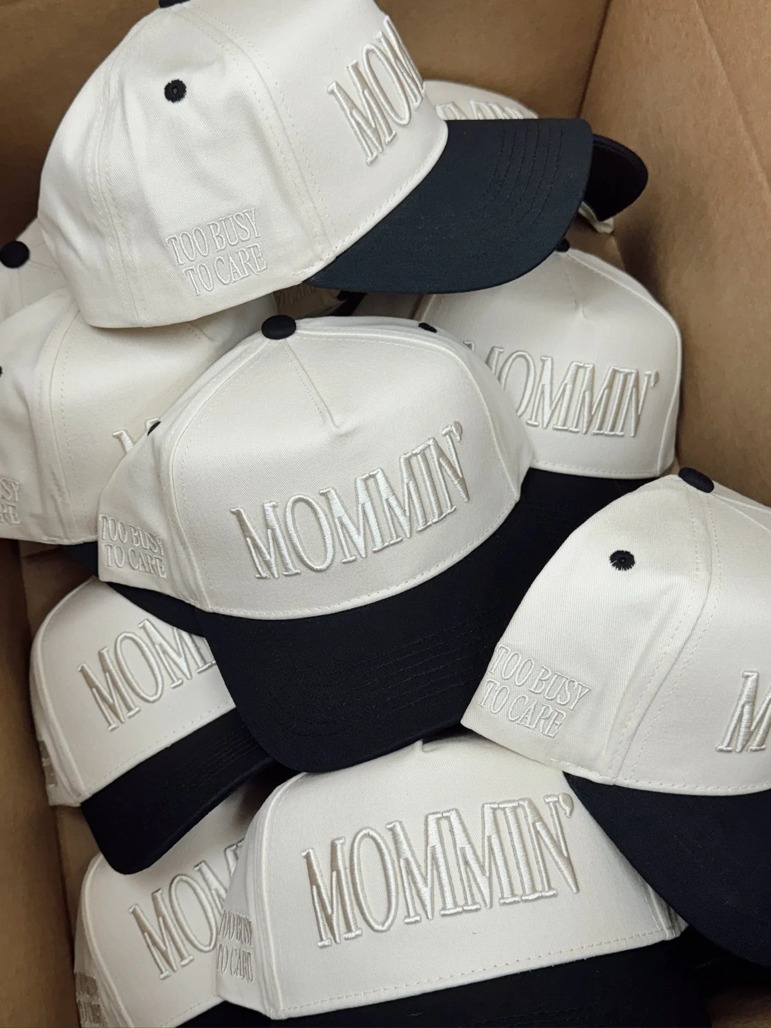 Mommin' - Vintage Trucker Hat - Image 13