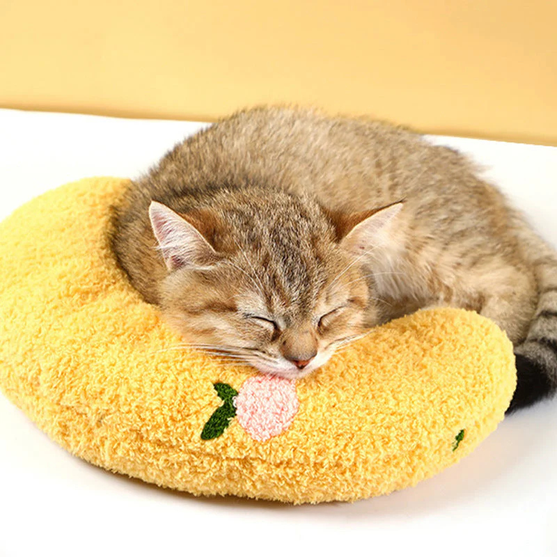 Moon Shape Pet Sleeping Pillow - Image 10