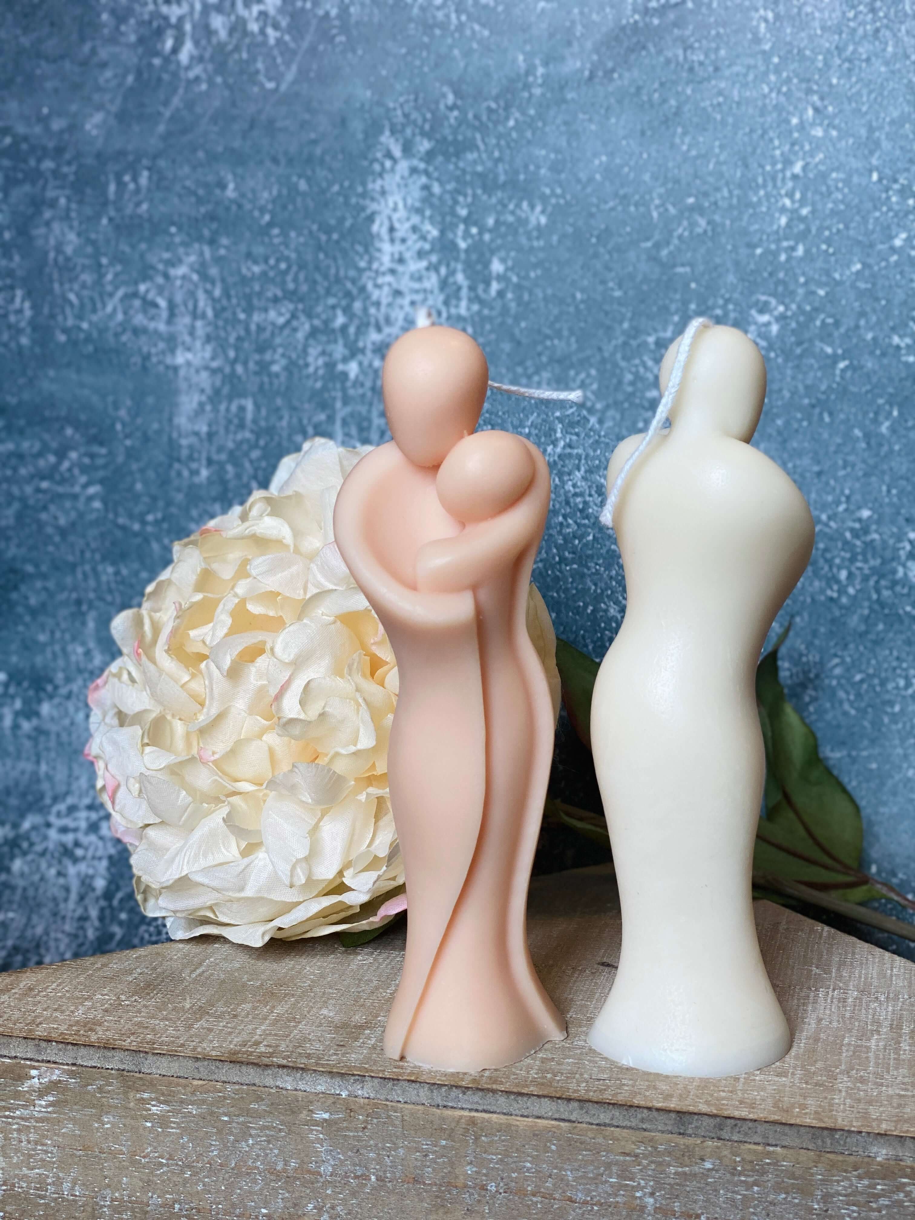 Mother's Hug Candle - Handcrafted Soy Wax Sculpture for a Cozy Home Ambiance - Image 2