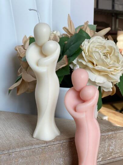 Mother's Hug Candle - Handcrafted Soy Wax Sculpture for a Cozy Home Ambiance - Image 5