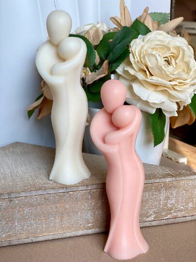 Mother's Hug Candle - Handcrafted Soy Wax Sculpture for a Cozy Home Ambiance - Image 7