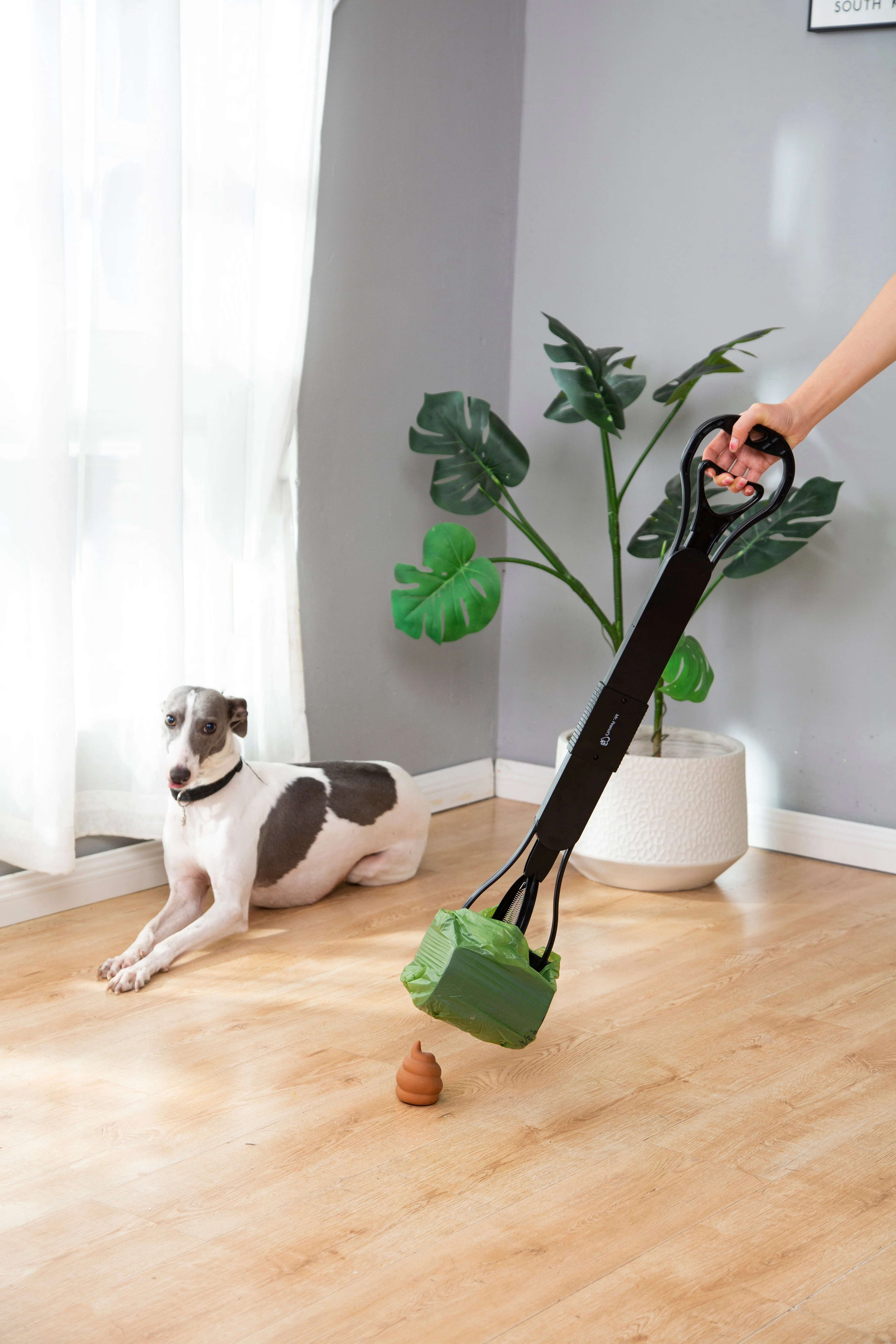 Mr. Peanut's 32" Tall Profile Pooper Scooper - Image 24