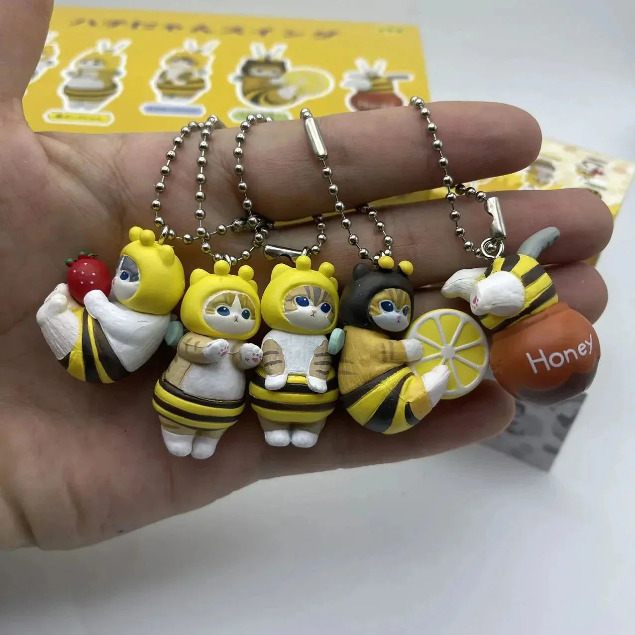 New Mofusand Bee Shaped Blind Box Twisted Egg Bee Cat Anime Figure Ornament Cute Doll Handmade Model Decor Toy Kid Birthday Gift - Image 3