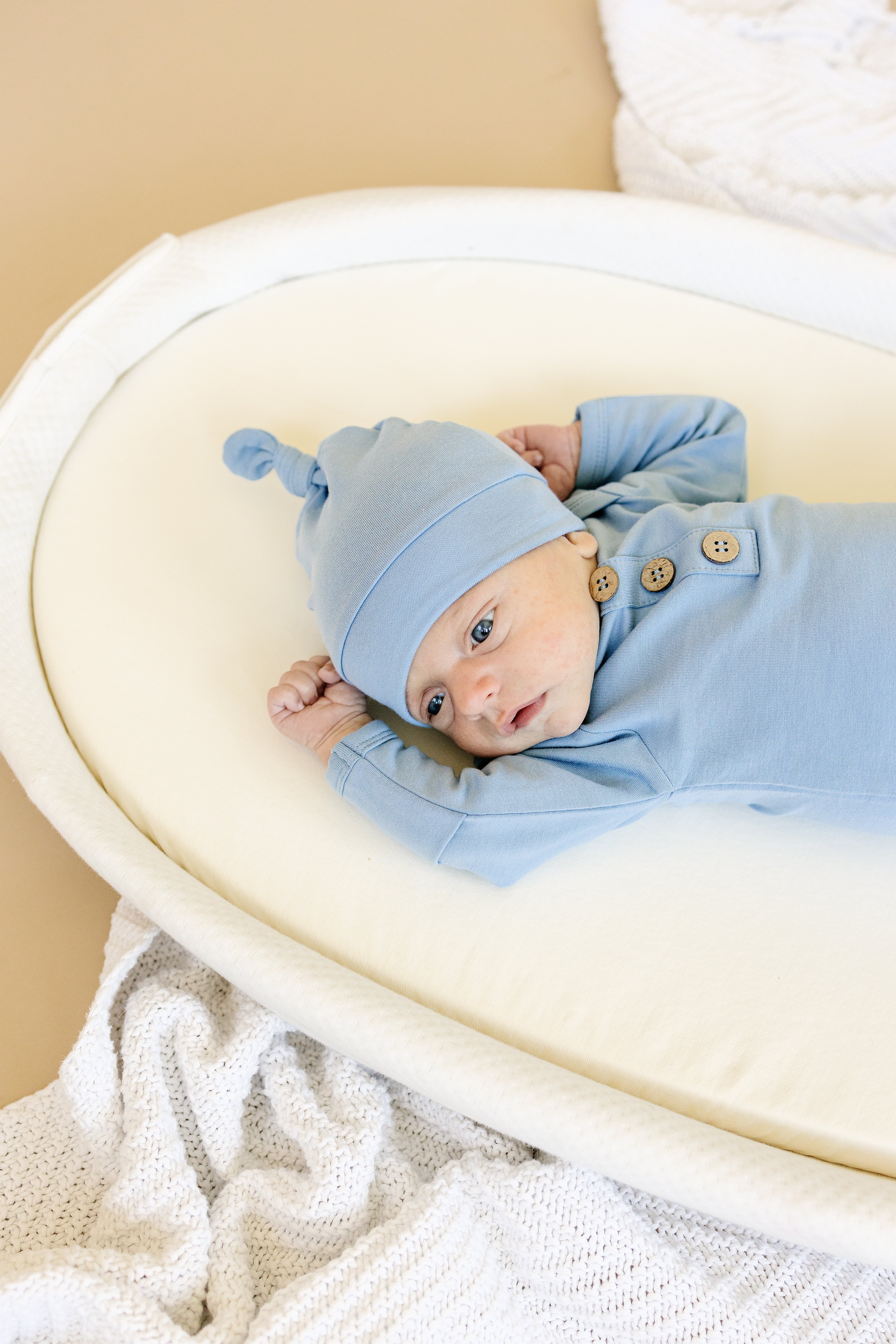 Newborn Bamboo Gown & Hat Set - Image 3