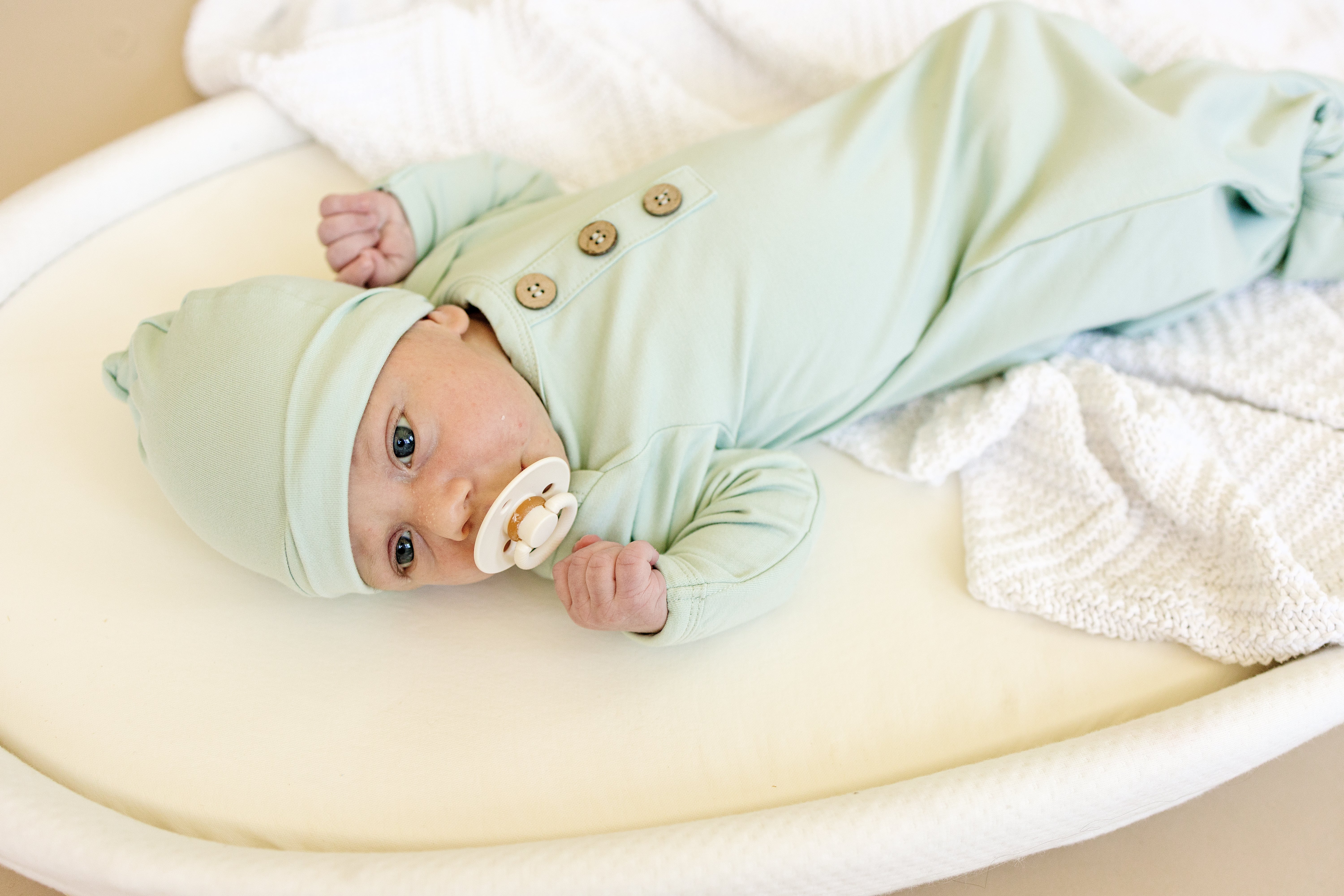Newborn Bamboo Gown & Hat Set - Image 9