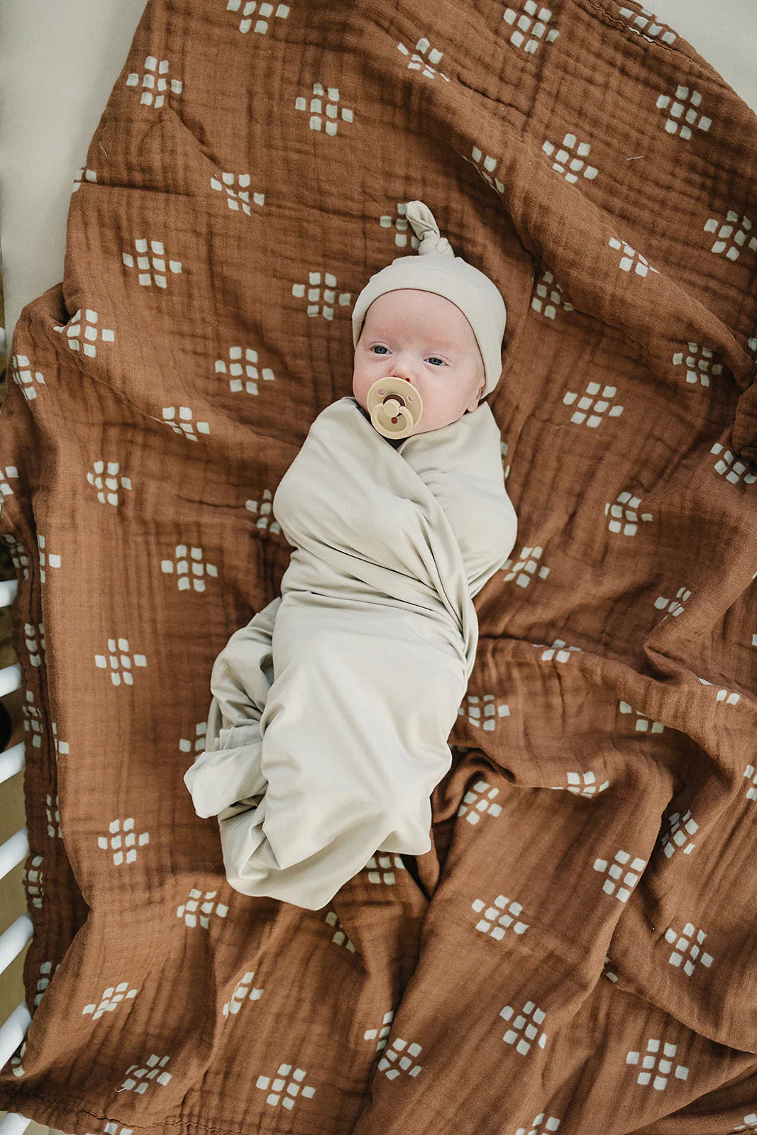 Oatmeal Bamboo Newborn Knot Hat - Image 2