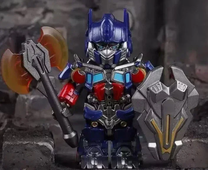 Optimus Prime Custom Minifig - Image 2