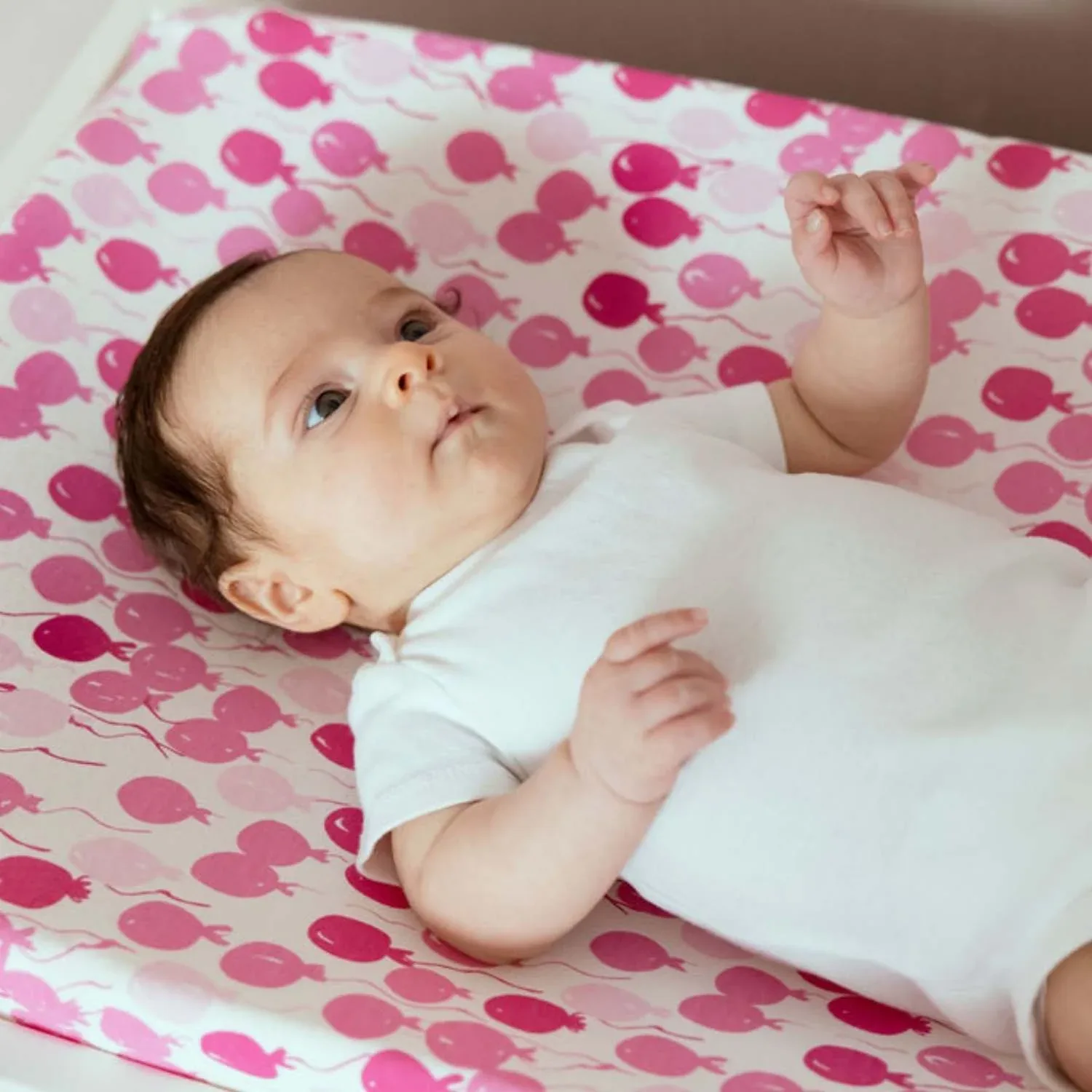 Organic Changing Pad Cover - Pink Balloons - Image 4