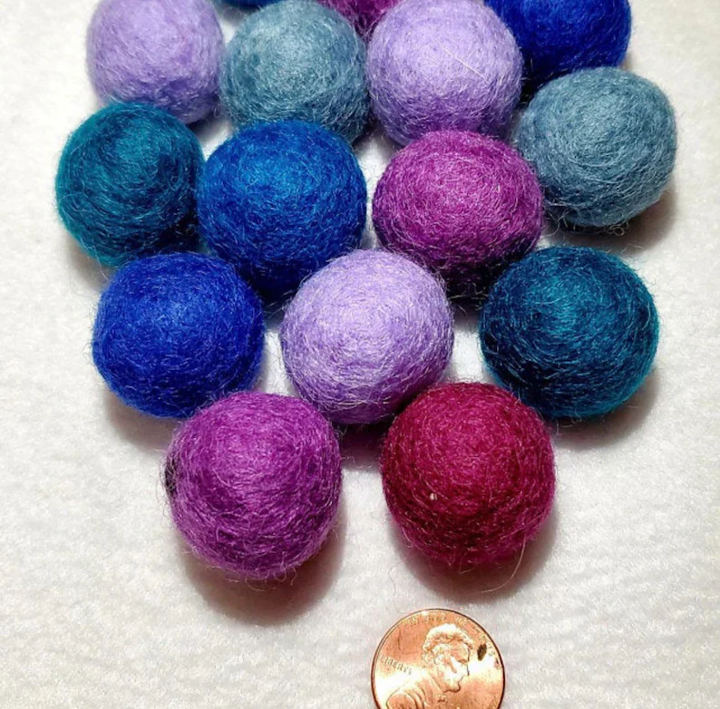 ORGANIC WOOL CAT BALL TOYS - Image 3