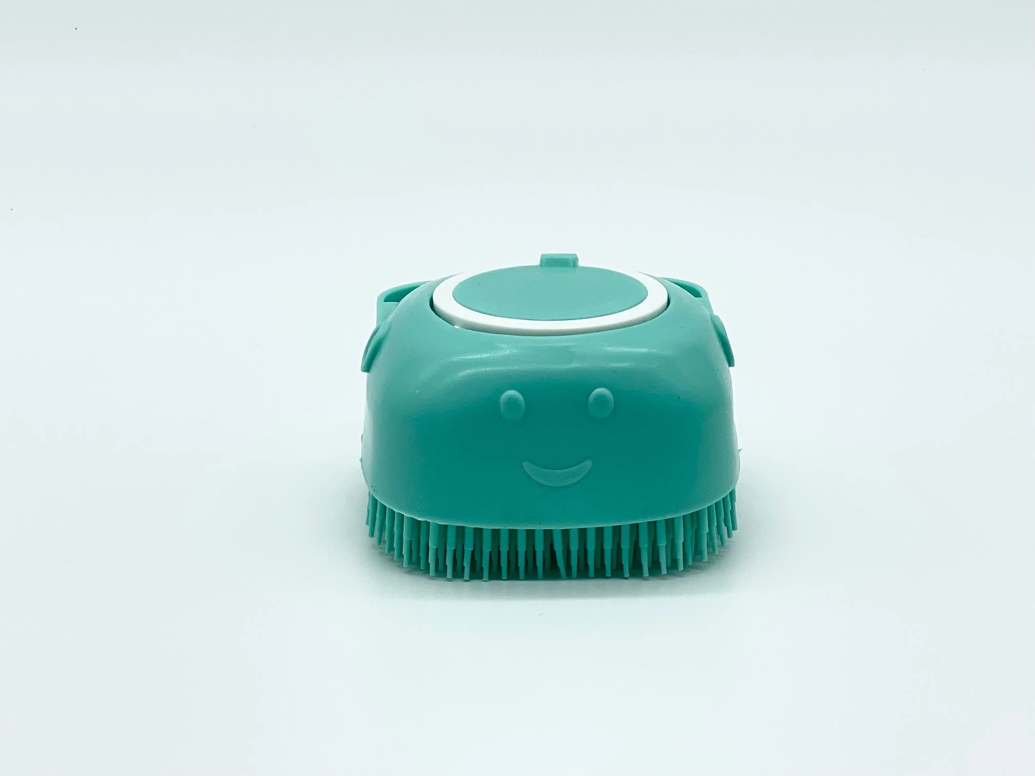 Pamper Shampoo & Massage Brush - Image 3