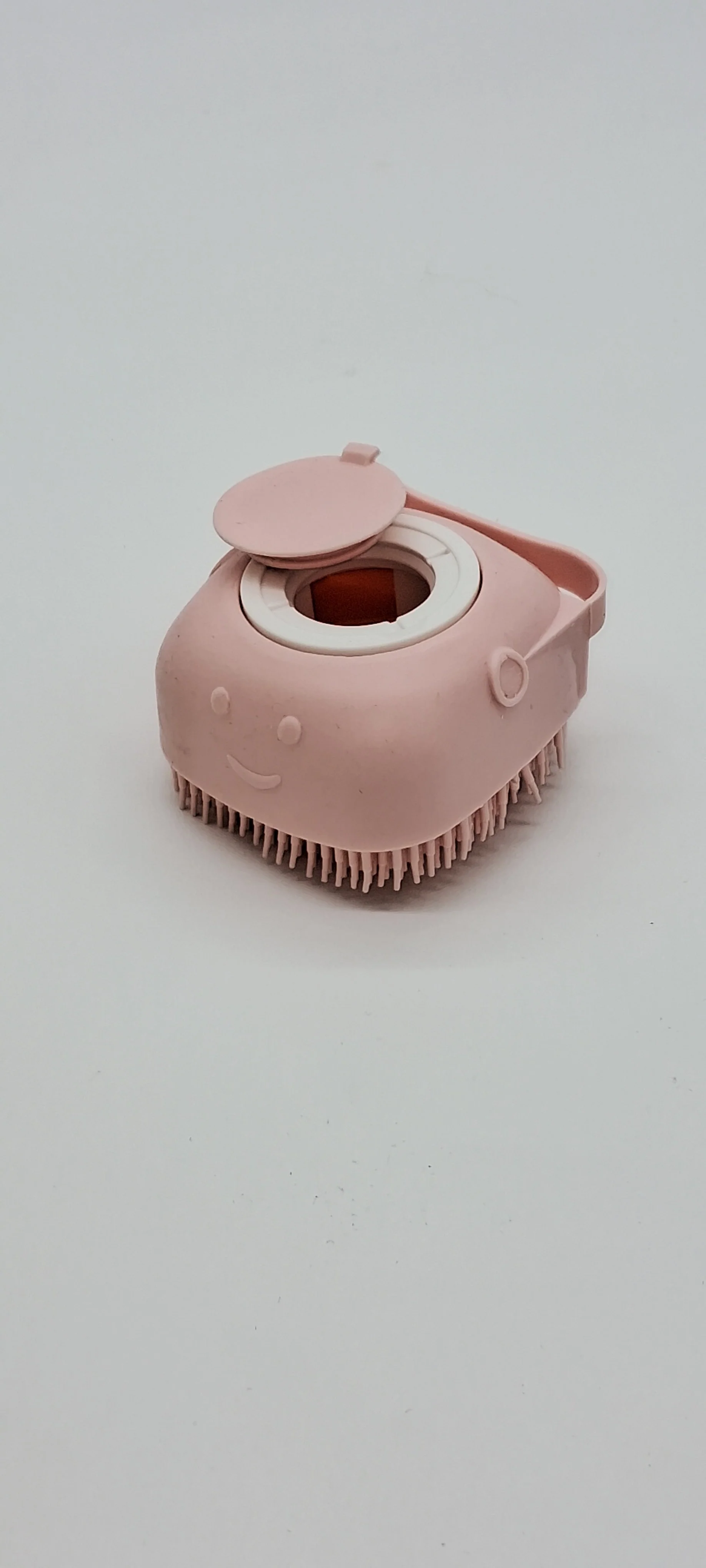 Pamper Shampoo & Massage Brush - Image 7