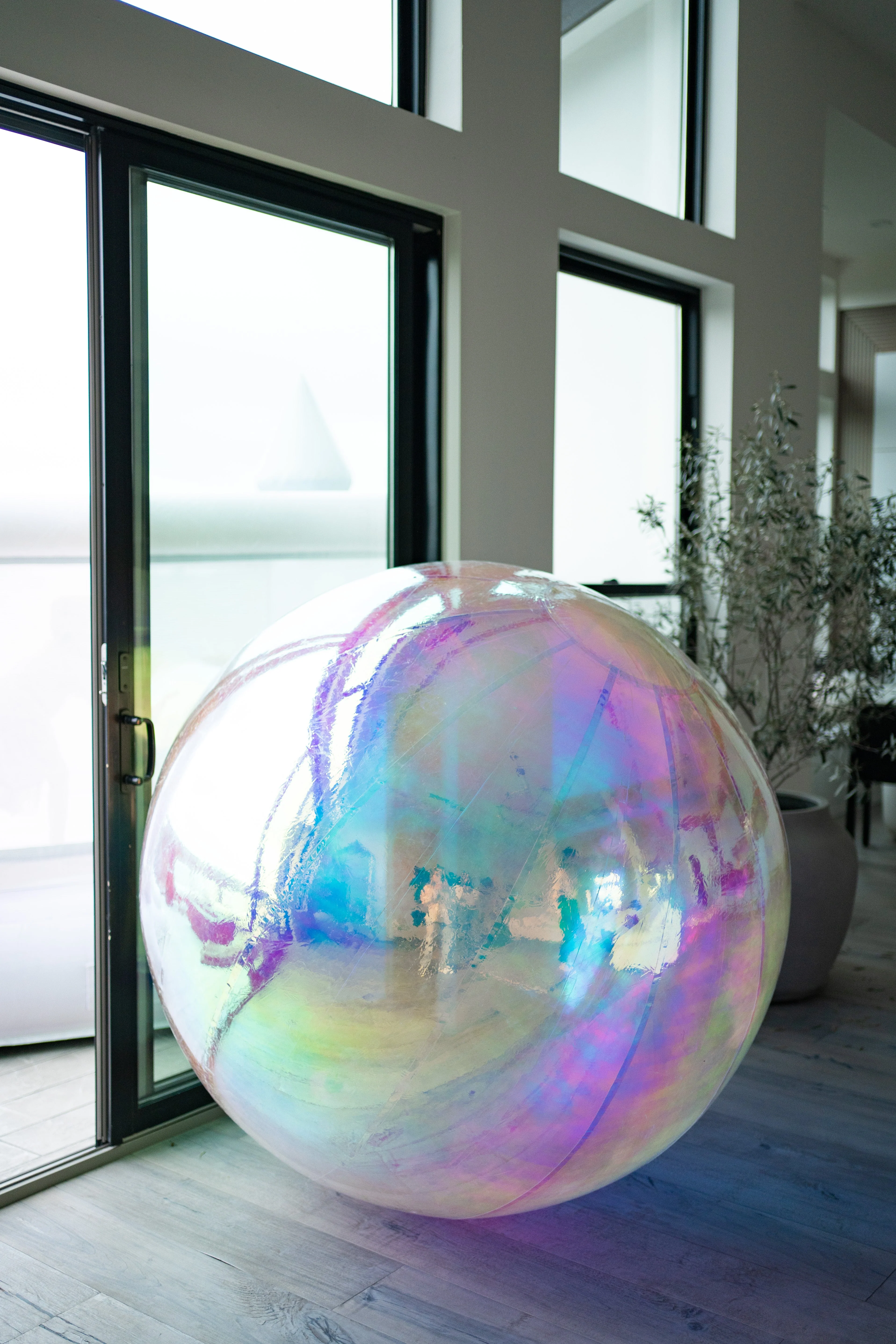 Pearl Drop Mirror Balls - Image 3