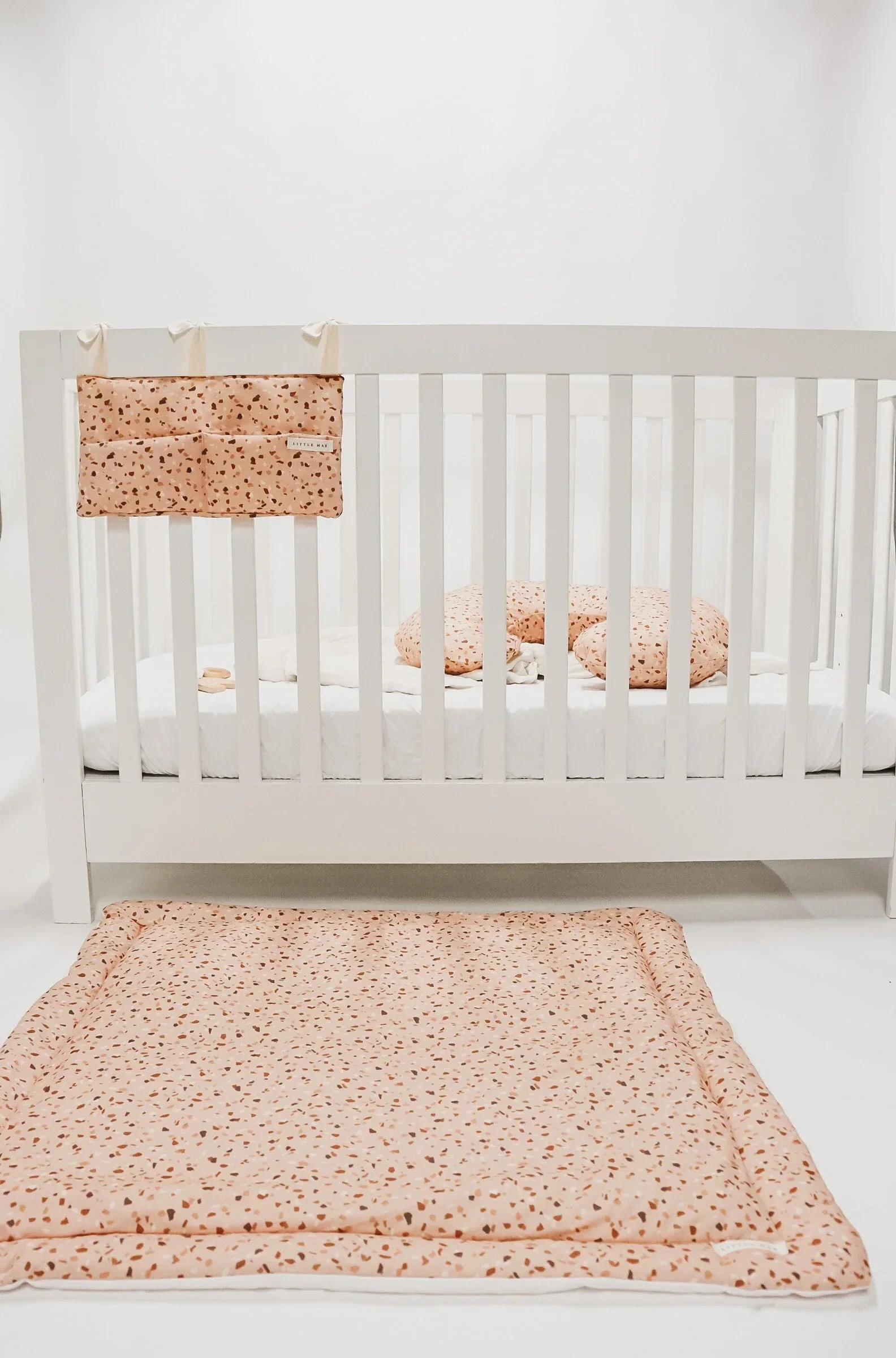 Pebble Crib Organizer - Image 3