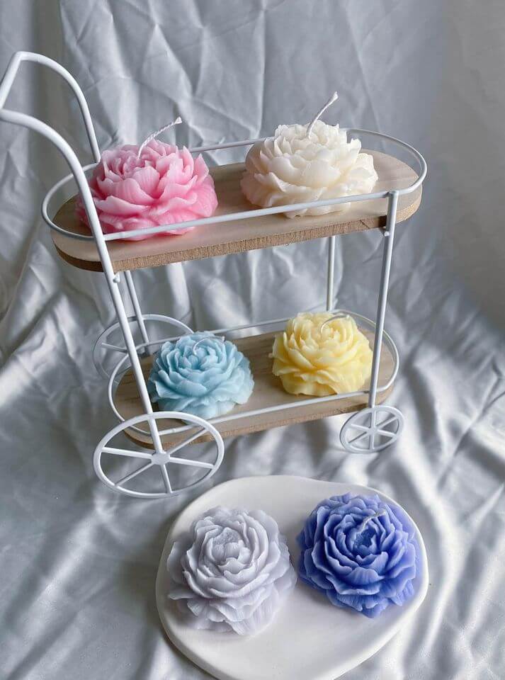 Peony Scented Candle — The Essence of Elegant Luxury - Image 5