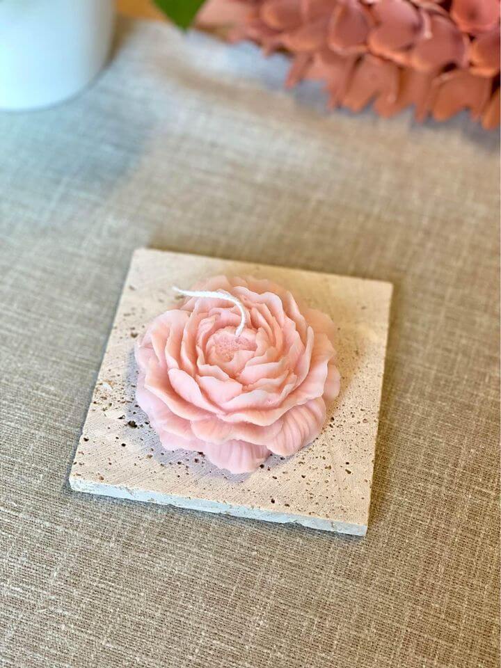 Peony Scented Candle — The Essence of Elegant Luxury - Image 9