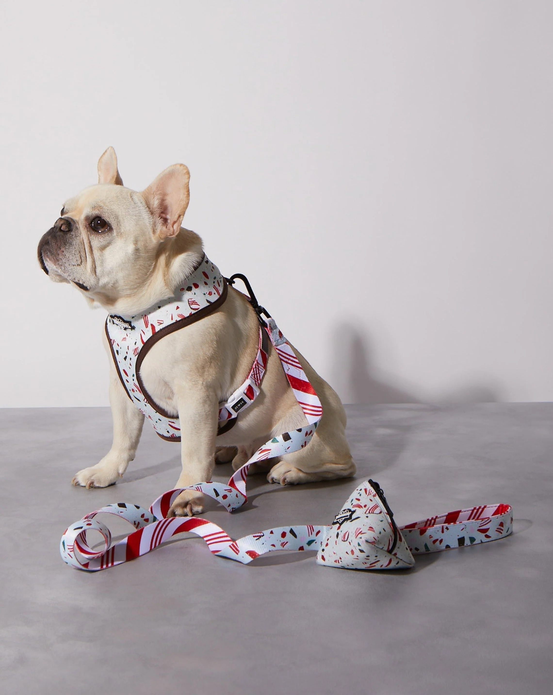 Peppermint Bark Poop Bag Holder - Image 3