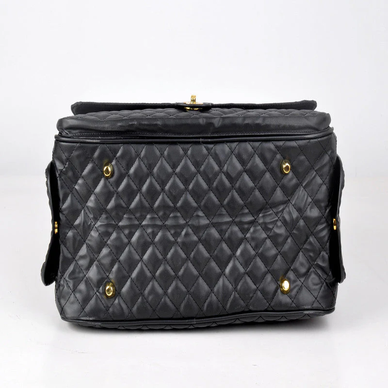 Pet Carrier – Quilted PU Leather with Gold Chain - Image 4