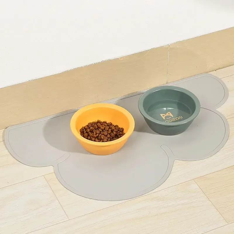 Pet Feeding Mat for Cats & Dogs – Non-Spill, Non-Slip, Waterproof Silicone Food Mat, Easy-Clean Pet Placemats - Image 3